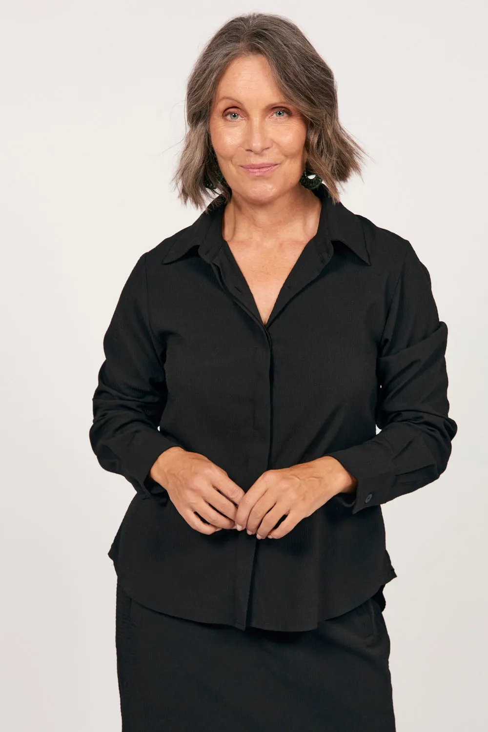 Relaxed Travel Shirt in Black sold by Adrift product image thumbnail 3