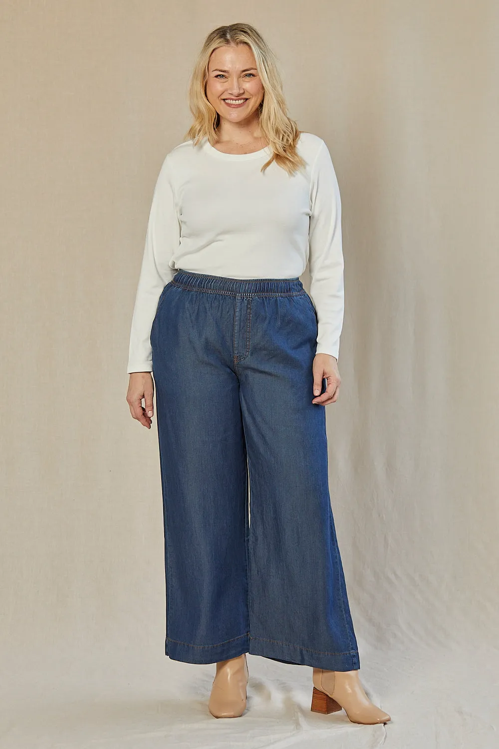Breezy Regular Length Relaxed Tencel Pant in Mid Wash sold by Adrift product image thumbnail 4