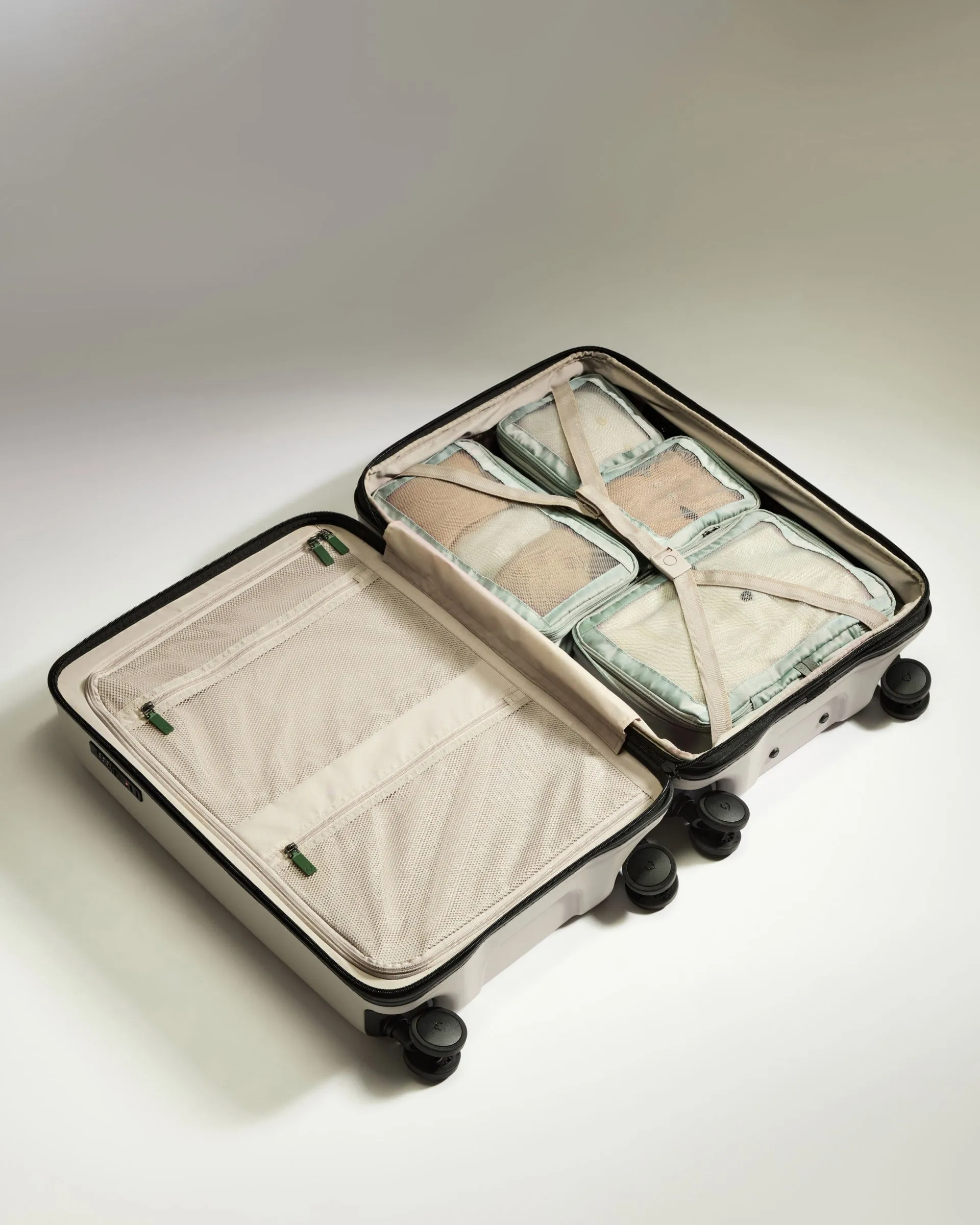 Packing Cubes in Mist Blue - Set of 4 sold by Antler product image thumbnail 3