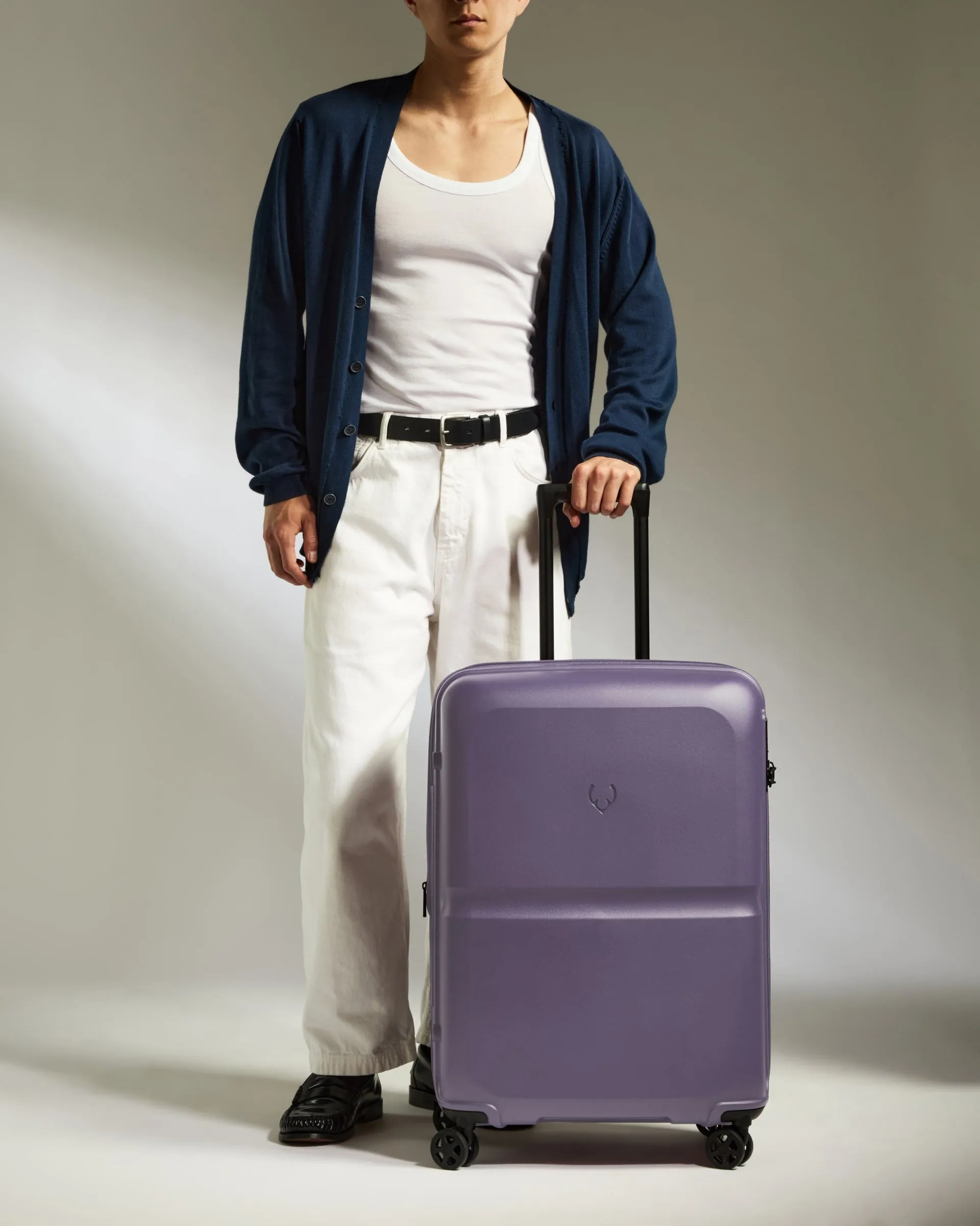 Medium Luggage in Thistle Purple - Single Stripe sold by Antler product image thumbnail 3