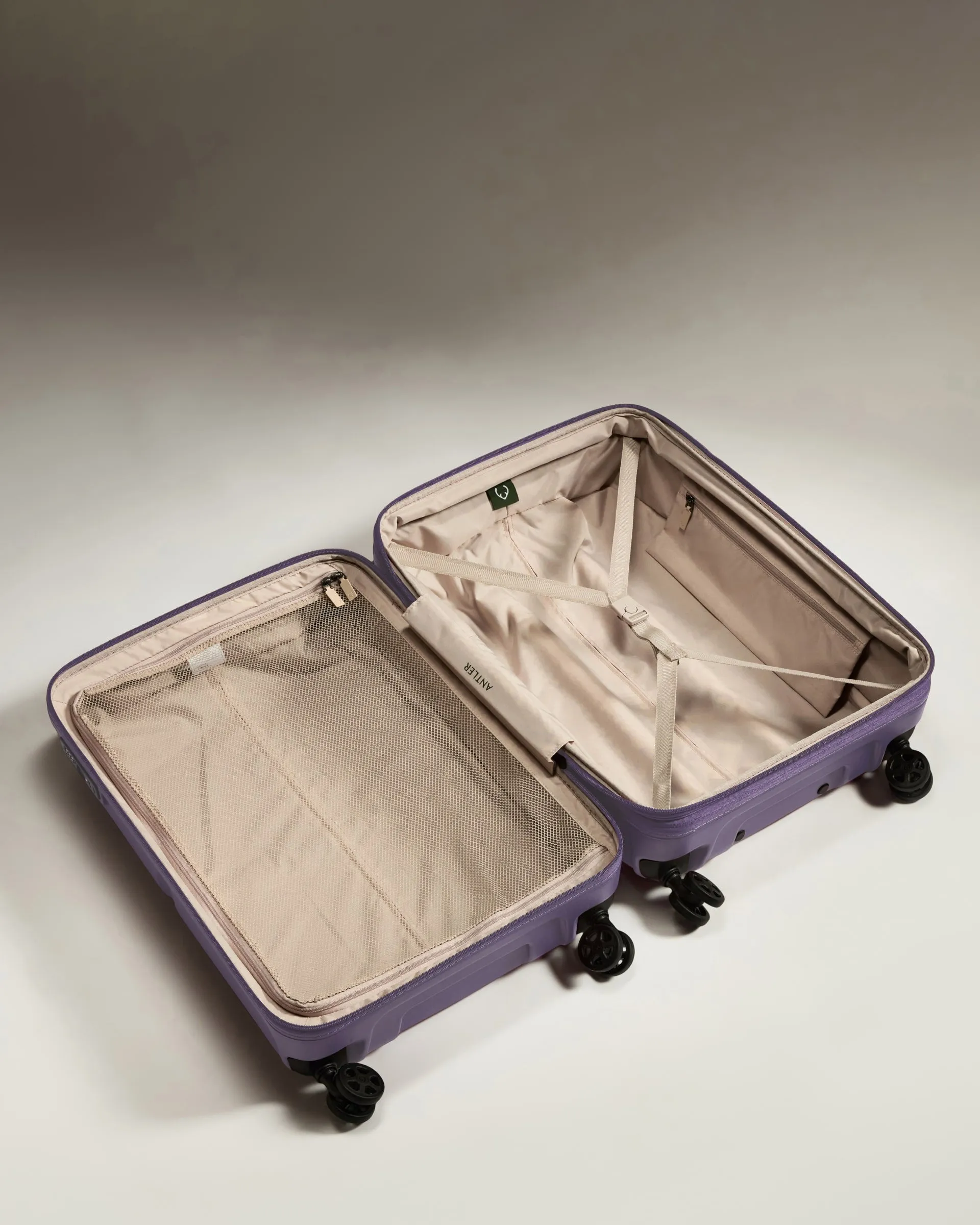 Medium Luggage in Thistle Purple - Single Stripe sold by Antler product image thumbnail 4