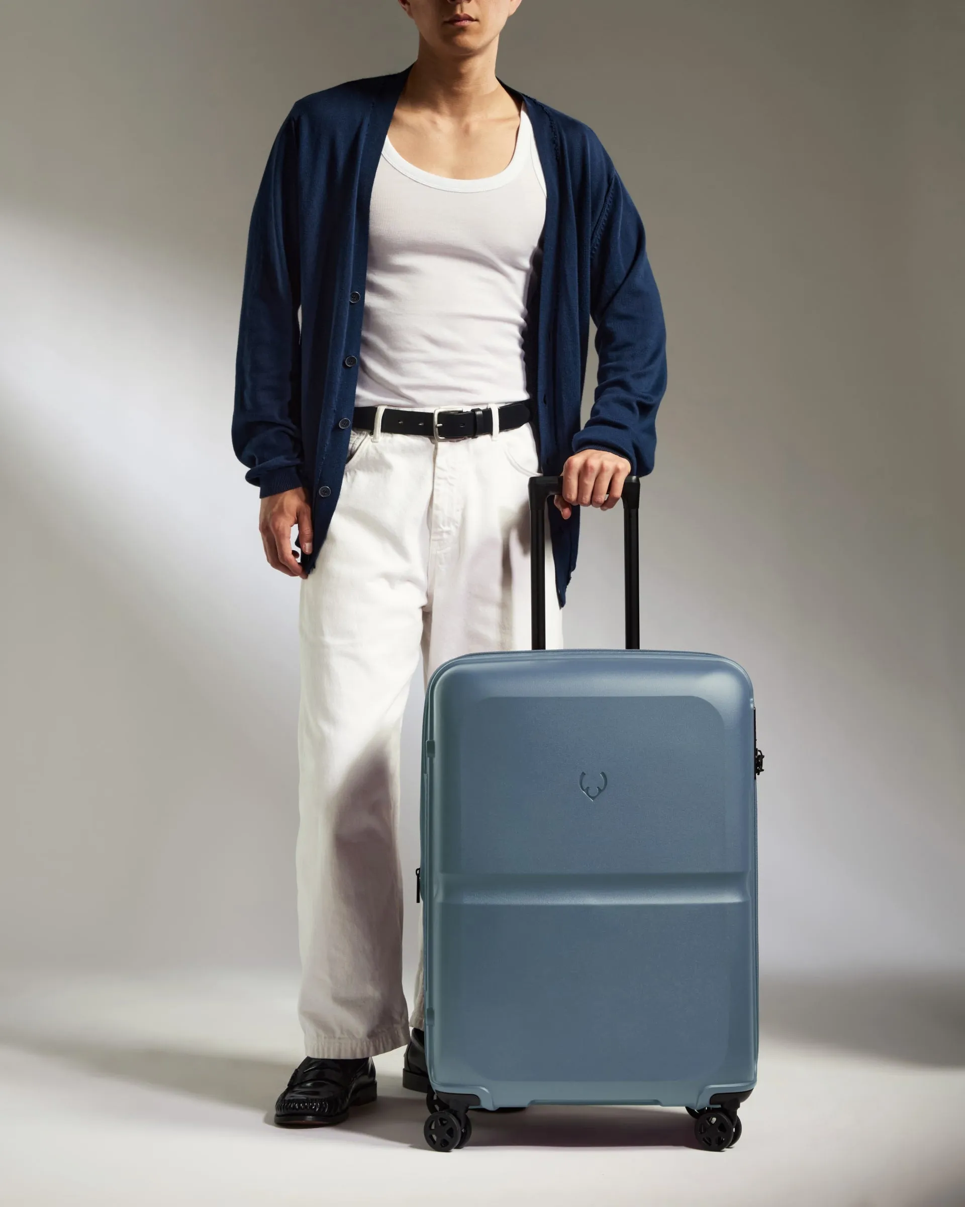 Medium Luggage in Cove Blue - Single Stripe sold by Antler product image thumbnail 3