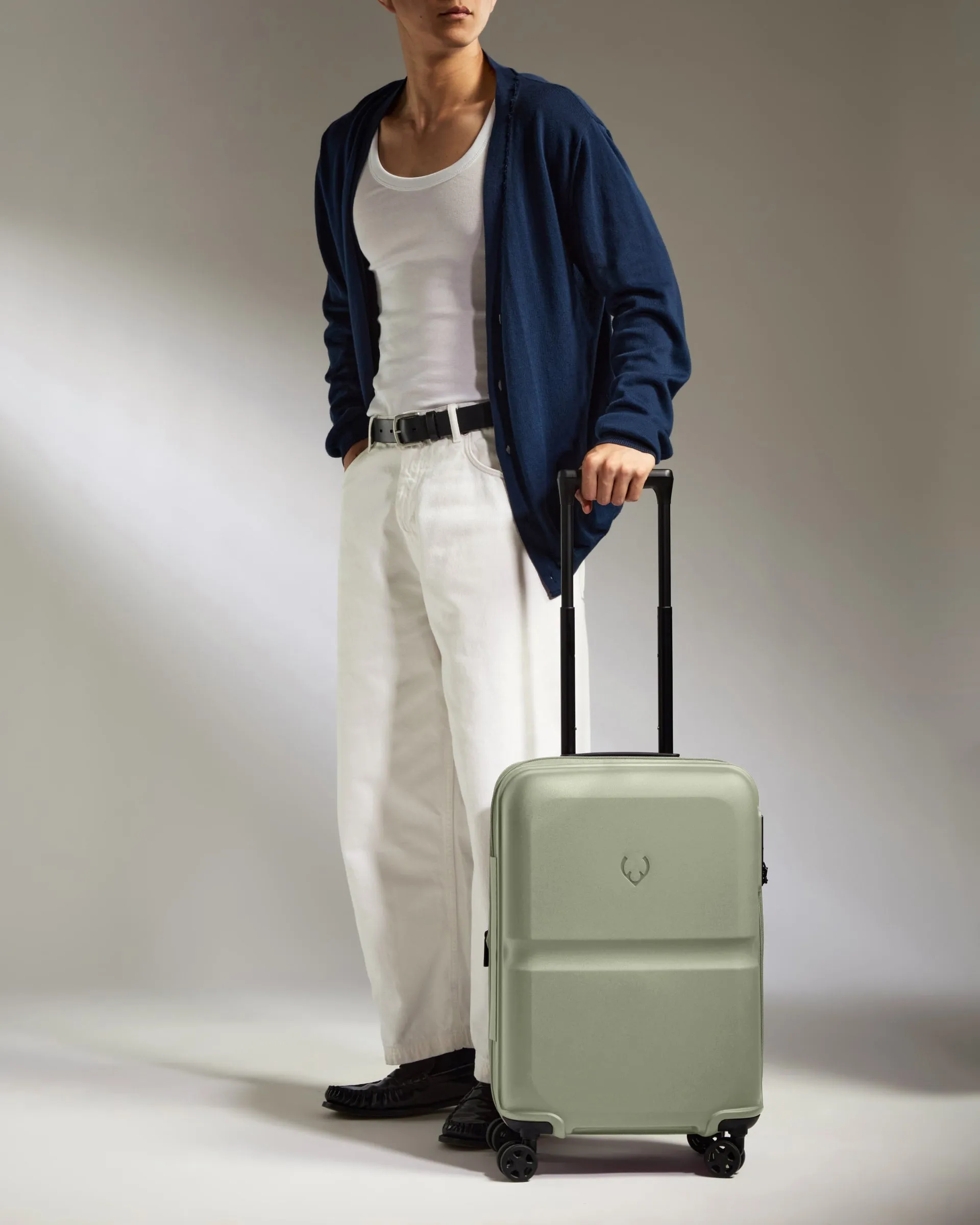 Expandable Carry-on Luggage in Clover Green - Single Stripe sold by Antler product image thumbnail 3