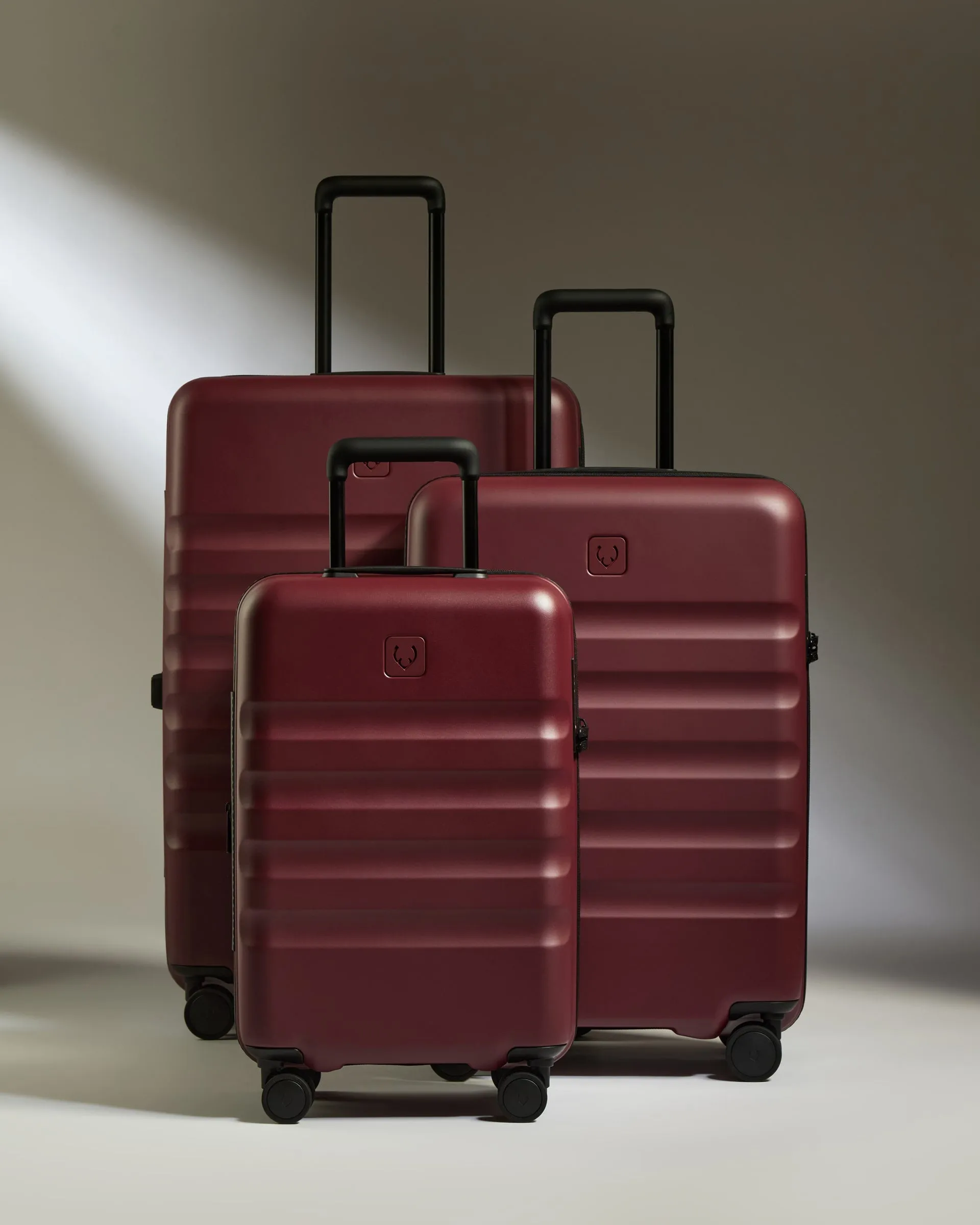 Expandable Carry-on Luggage Set in Cedar Red - Icon Stripe sold by Antler product image thumbnail 2