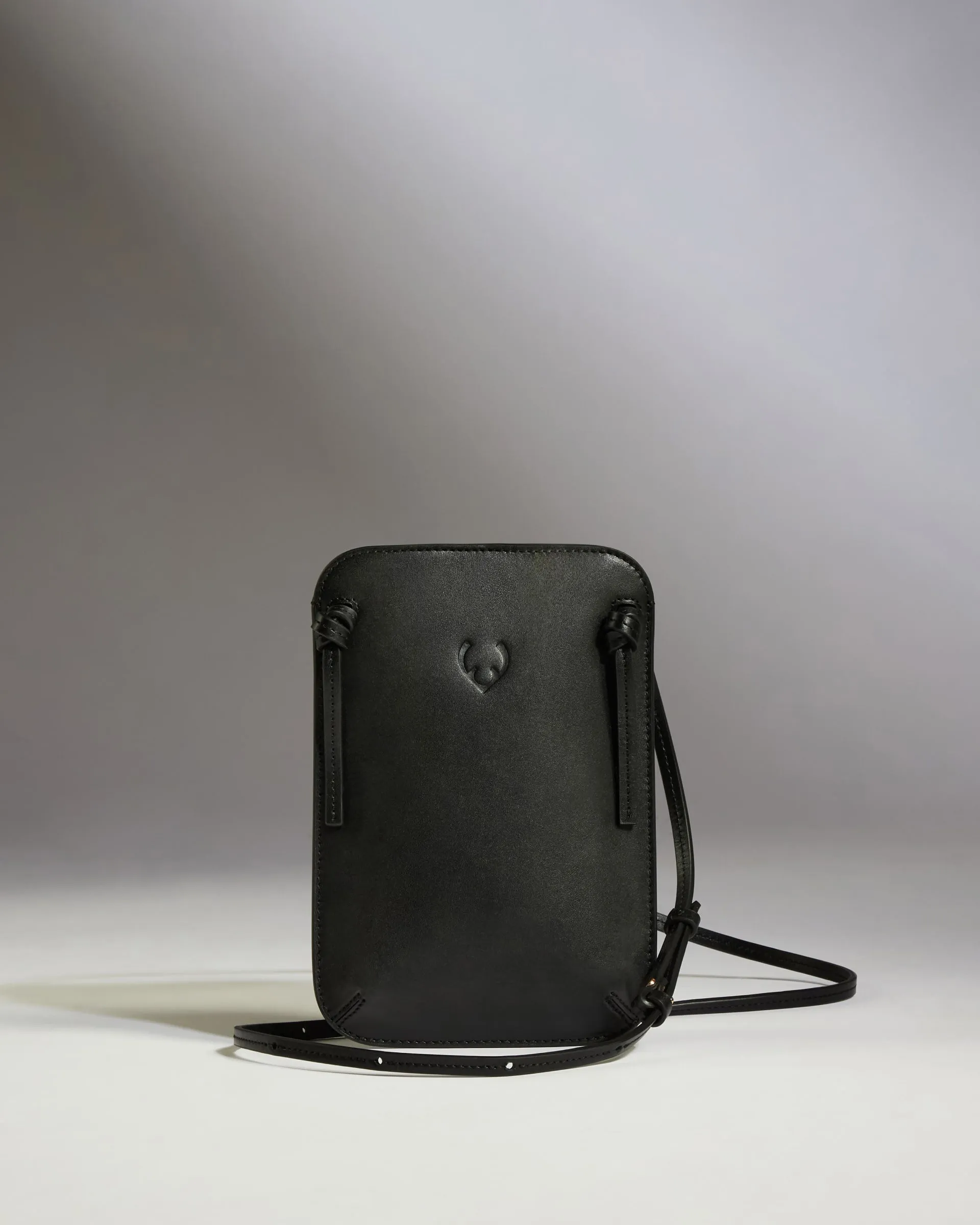 Crossbody Bag in Black Leather - Heritage Collection sold by Antler product image thumbnail 5