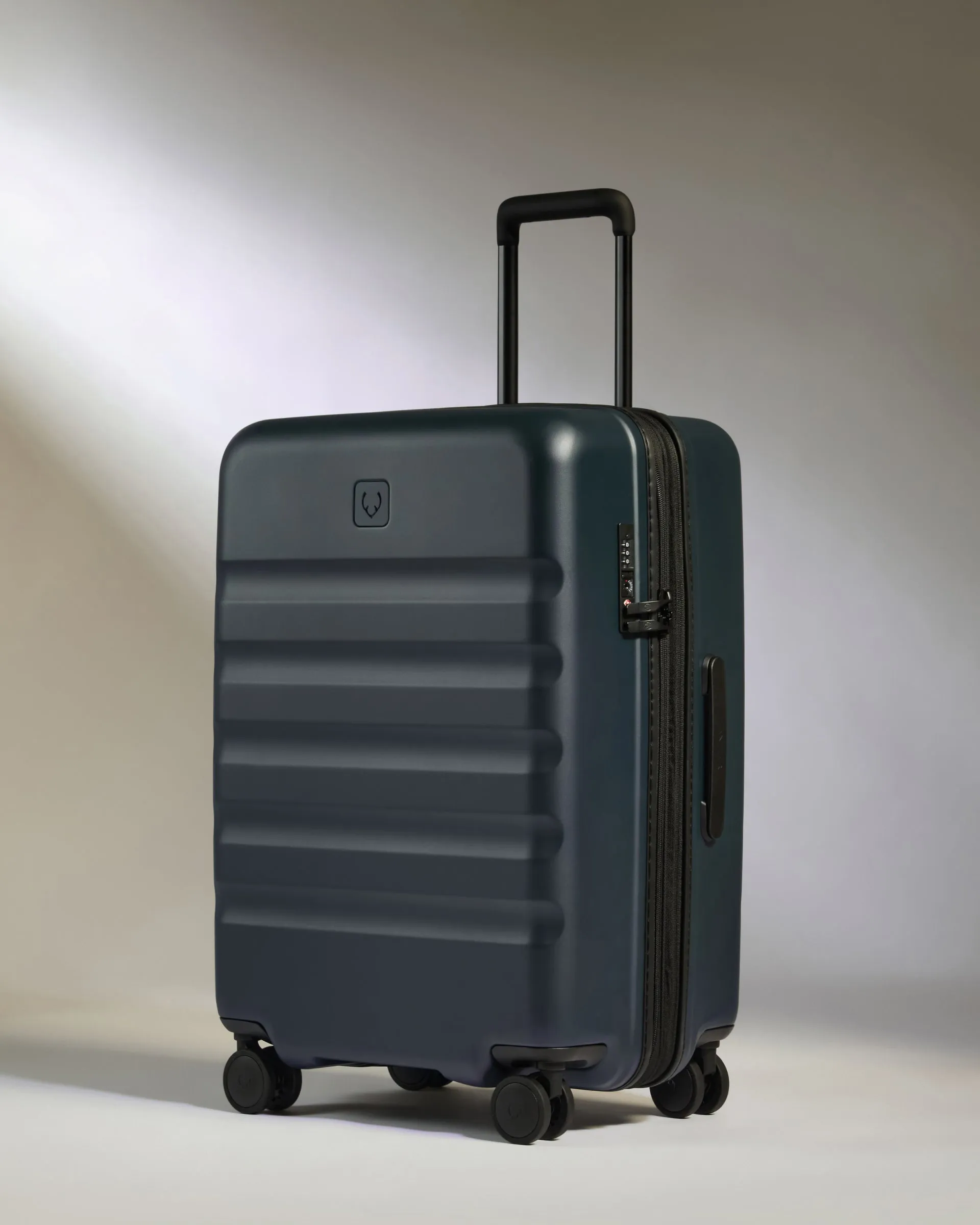 Carry-on with Pocket Luggage Set in Indigo Blue - Icon Stripe sold by Antler product image thumbnail 4