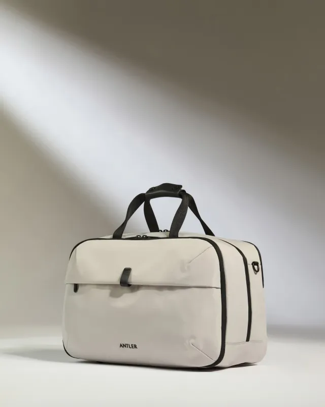 Overnight Bag in Taupe - Urban Light made by Antler