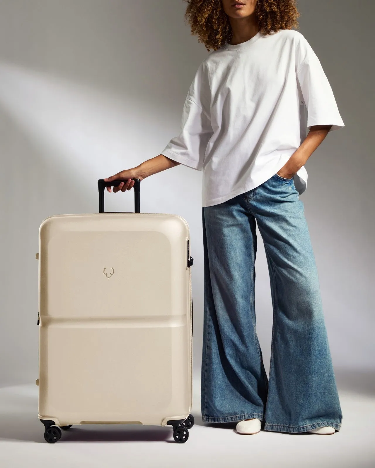 Large Luggage in Wheat Beige - Single Stripe sold by Antler product image thumbnail 2
