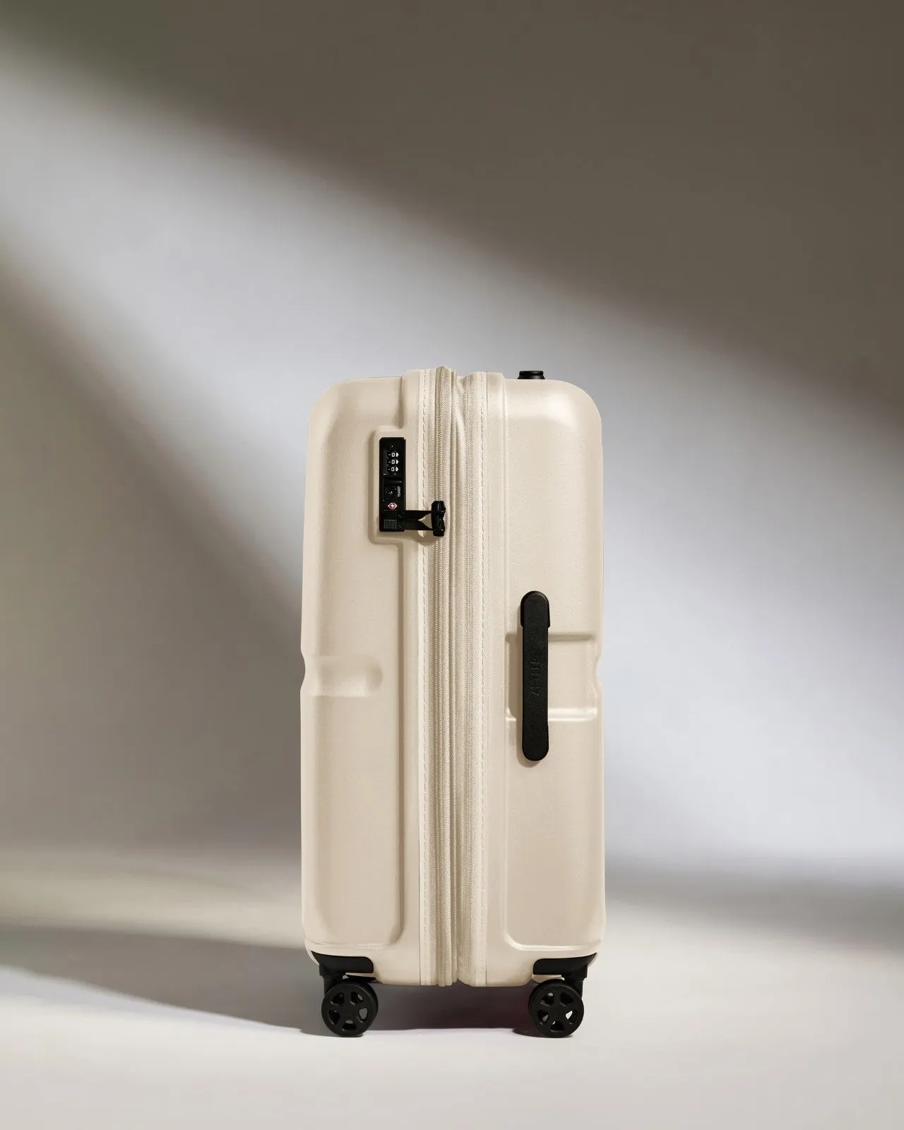 Medium Luggage in Warm Taupe - Single Stripe sold by Antler product image thumbnail 4