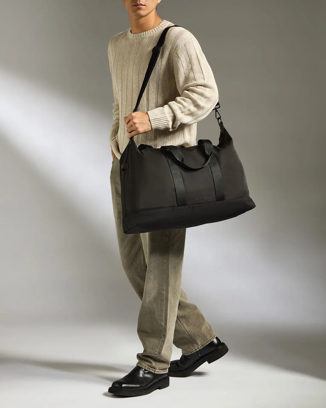 Icon Weekender Bag in Black sold by Antler product image thumbnail 2