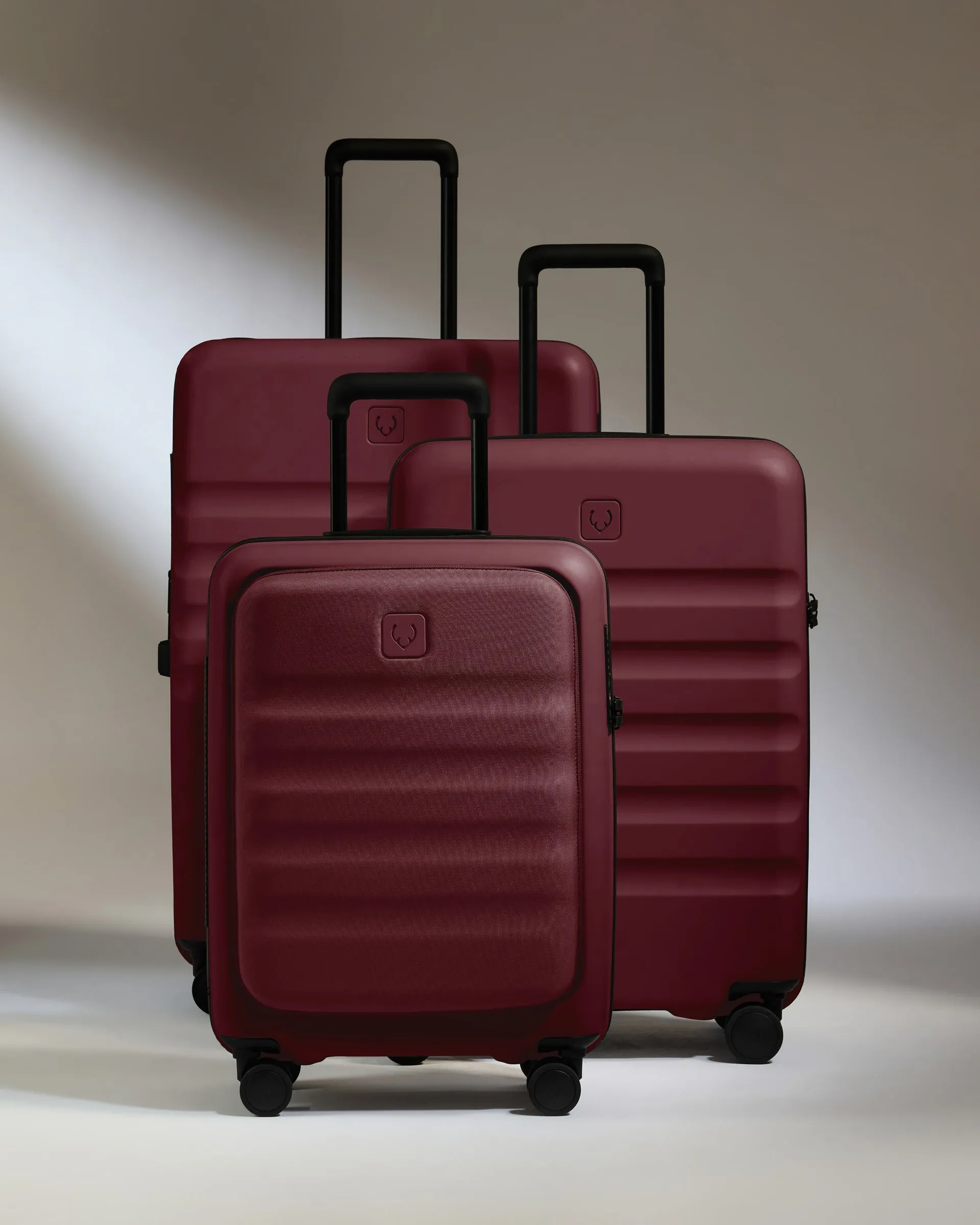 Carry-on with Pocket Luggage Set in Cedar Red - Icon Stripe sold by Antler product image thumbnail 2