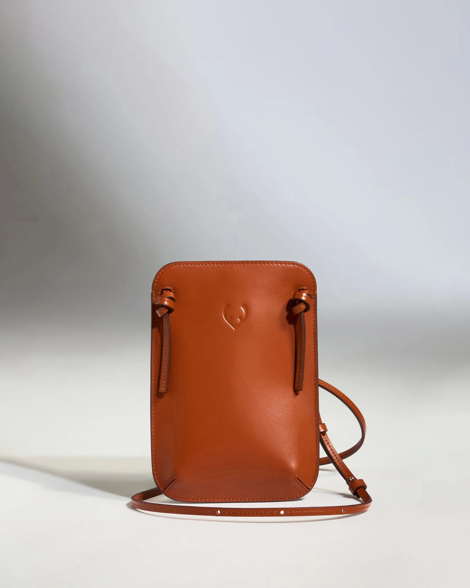Crossbody Bag in Tan Leather - Heritage Collection sold by Antler product image thumbnail 3