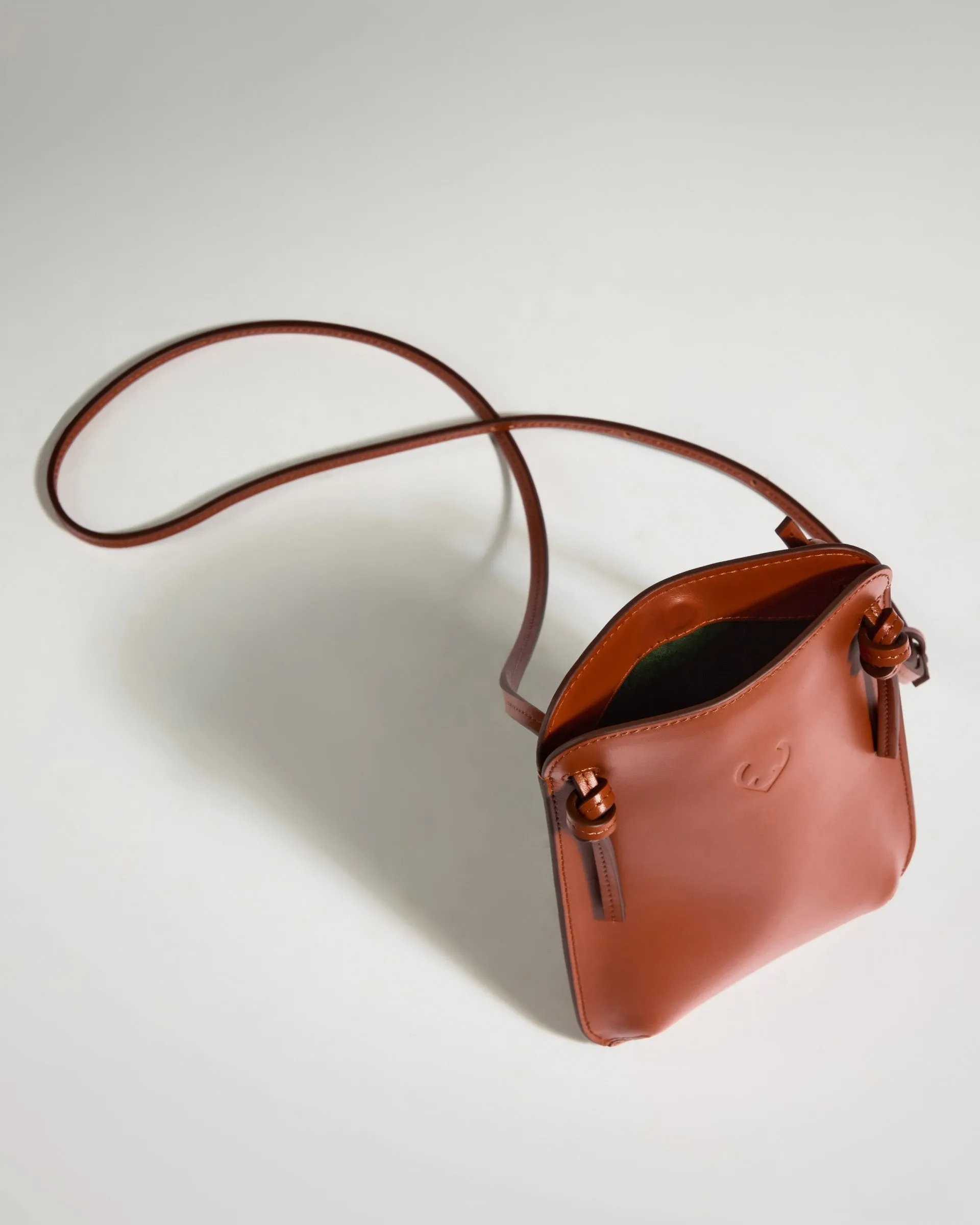 Crossbody Bag in Tan Leather - Heritage Collection sold by Antler product image thumbnail 5