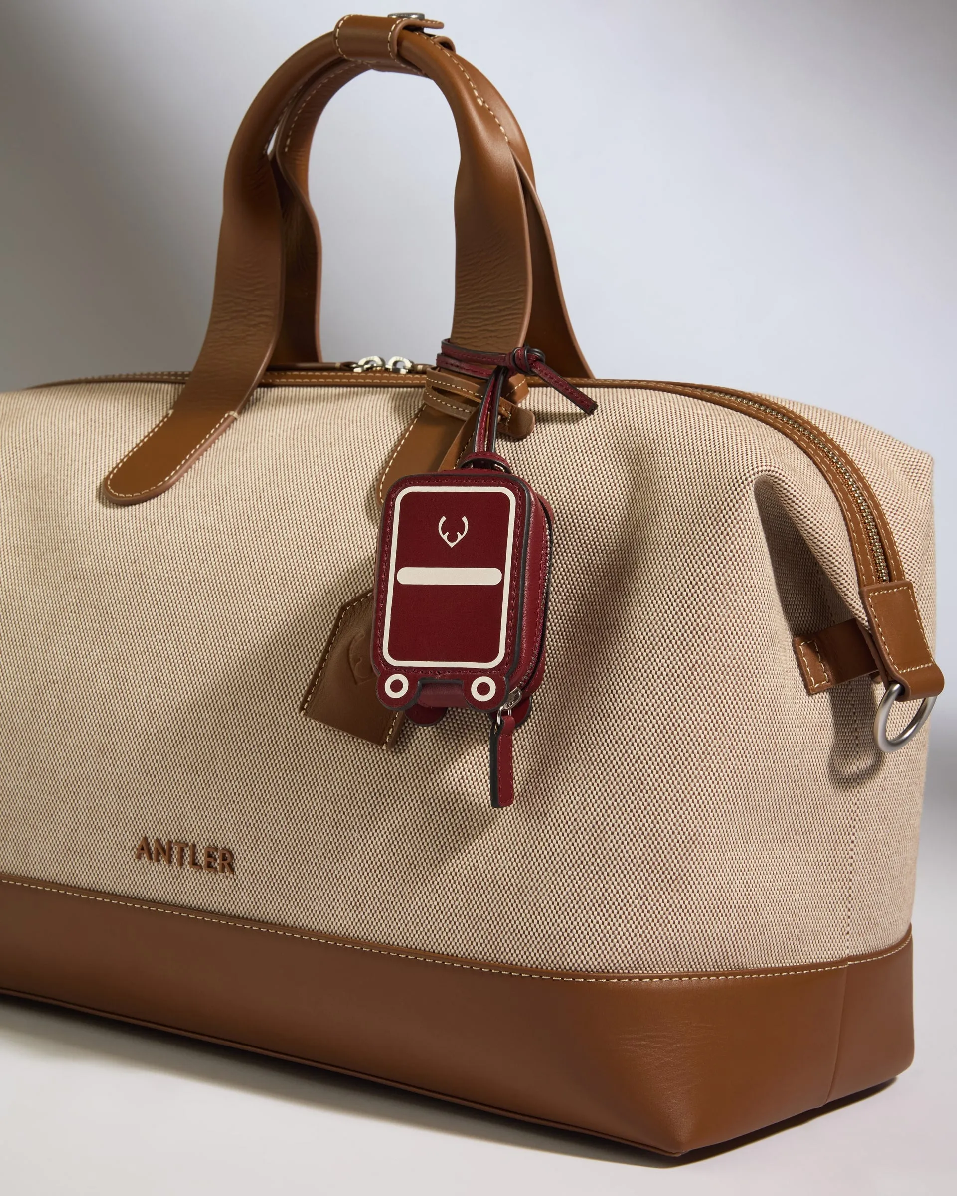 Heritage Leather AirPods Case in Cedar Red sold by Antler product image thumbnail 3