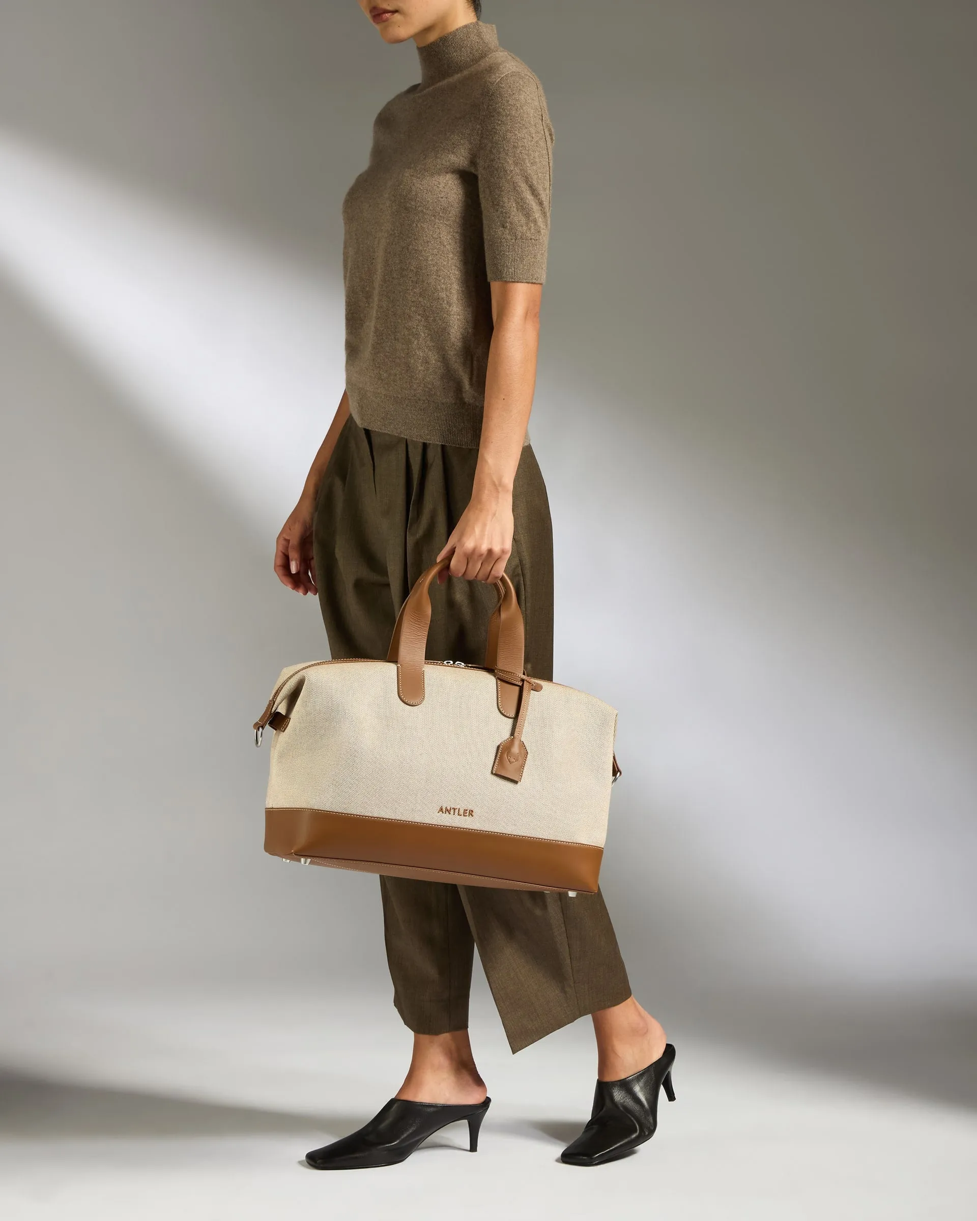 Heritage Overnight Bag in Natural sold by Antler product image thumbnail 2