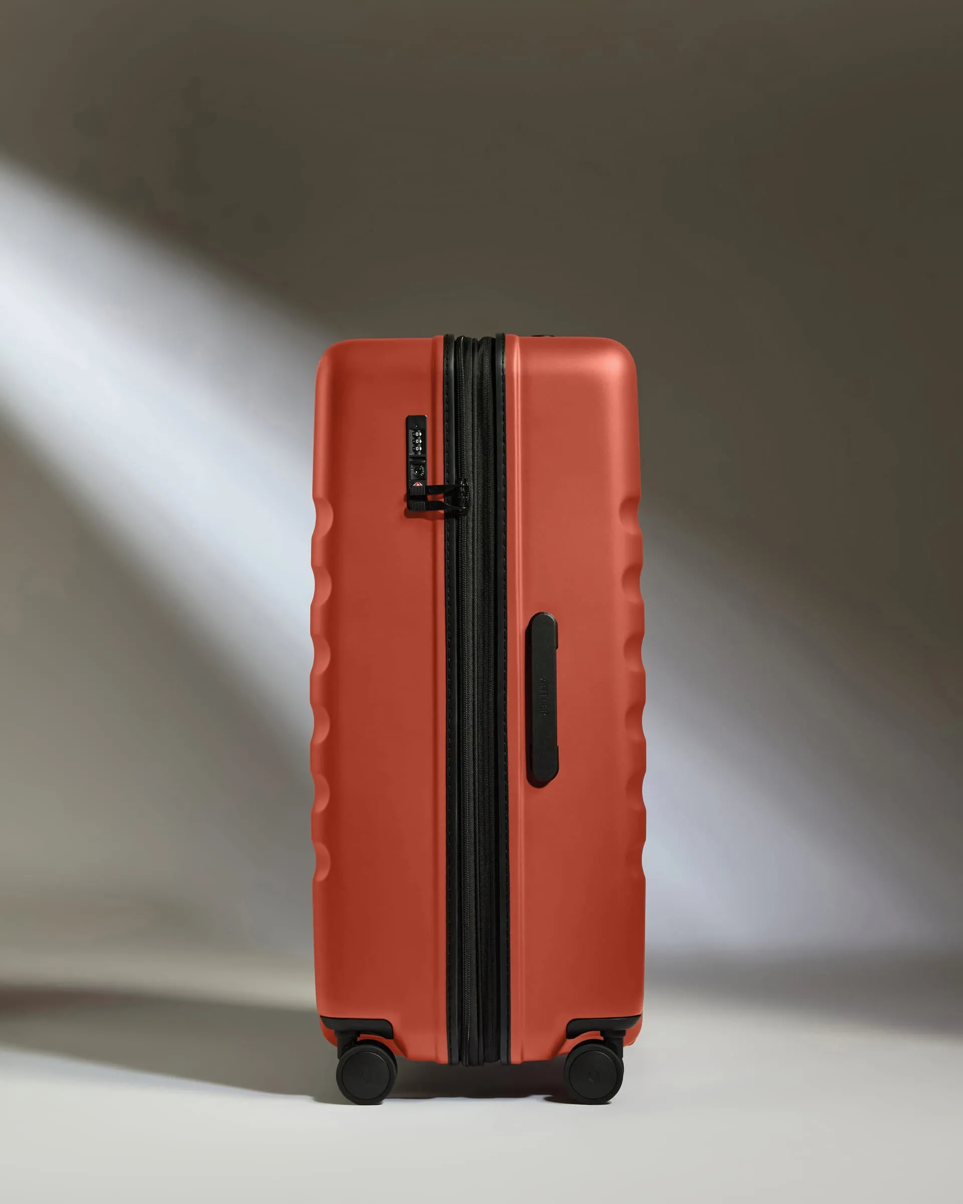 Large Luggage in Buckthorn Red - Icon Stripe sold by Antler product image thumbnail 5