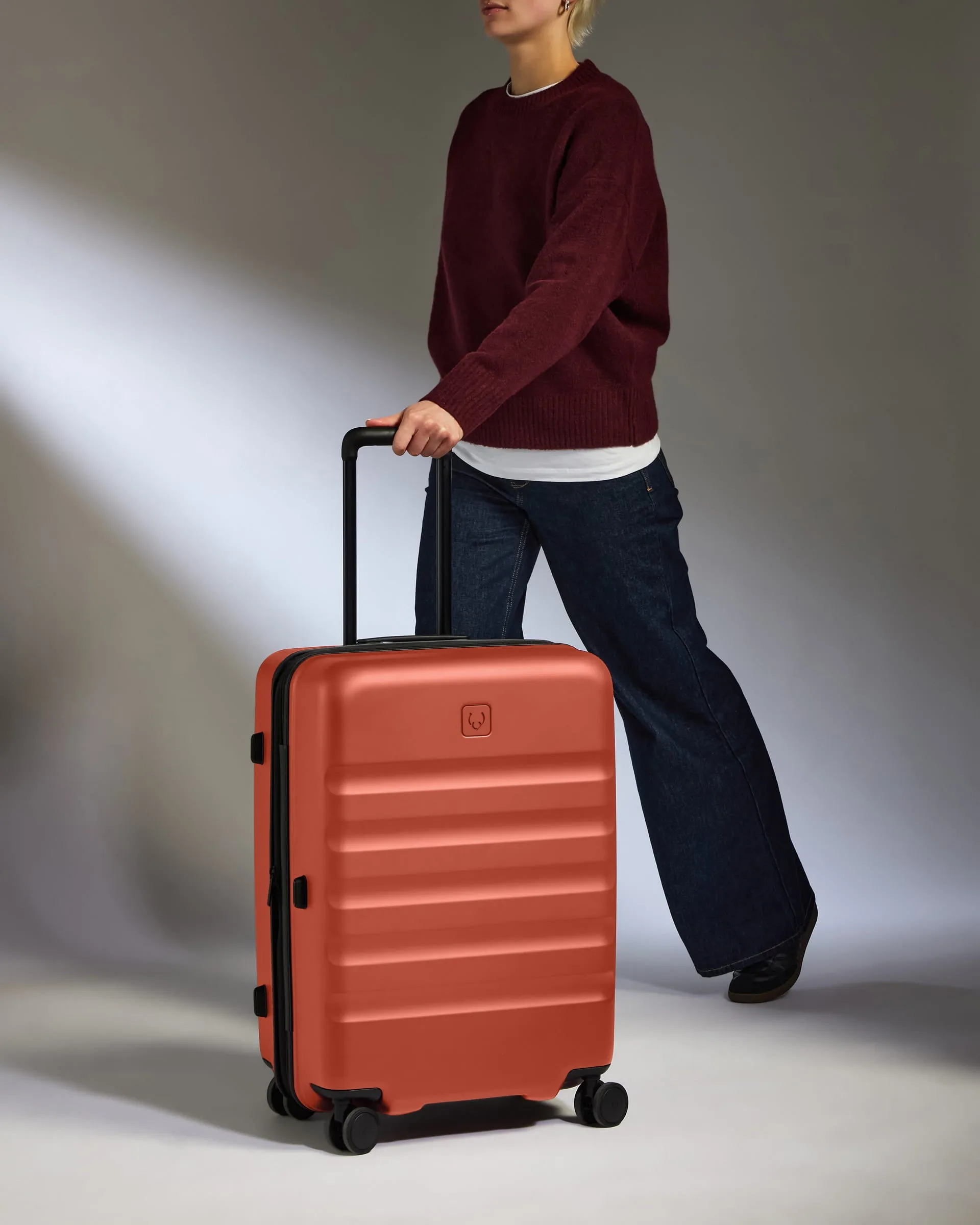 Medium Luggage in Buckthorn Red - Icon Stripe sold by Antler product image thumbnail 3