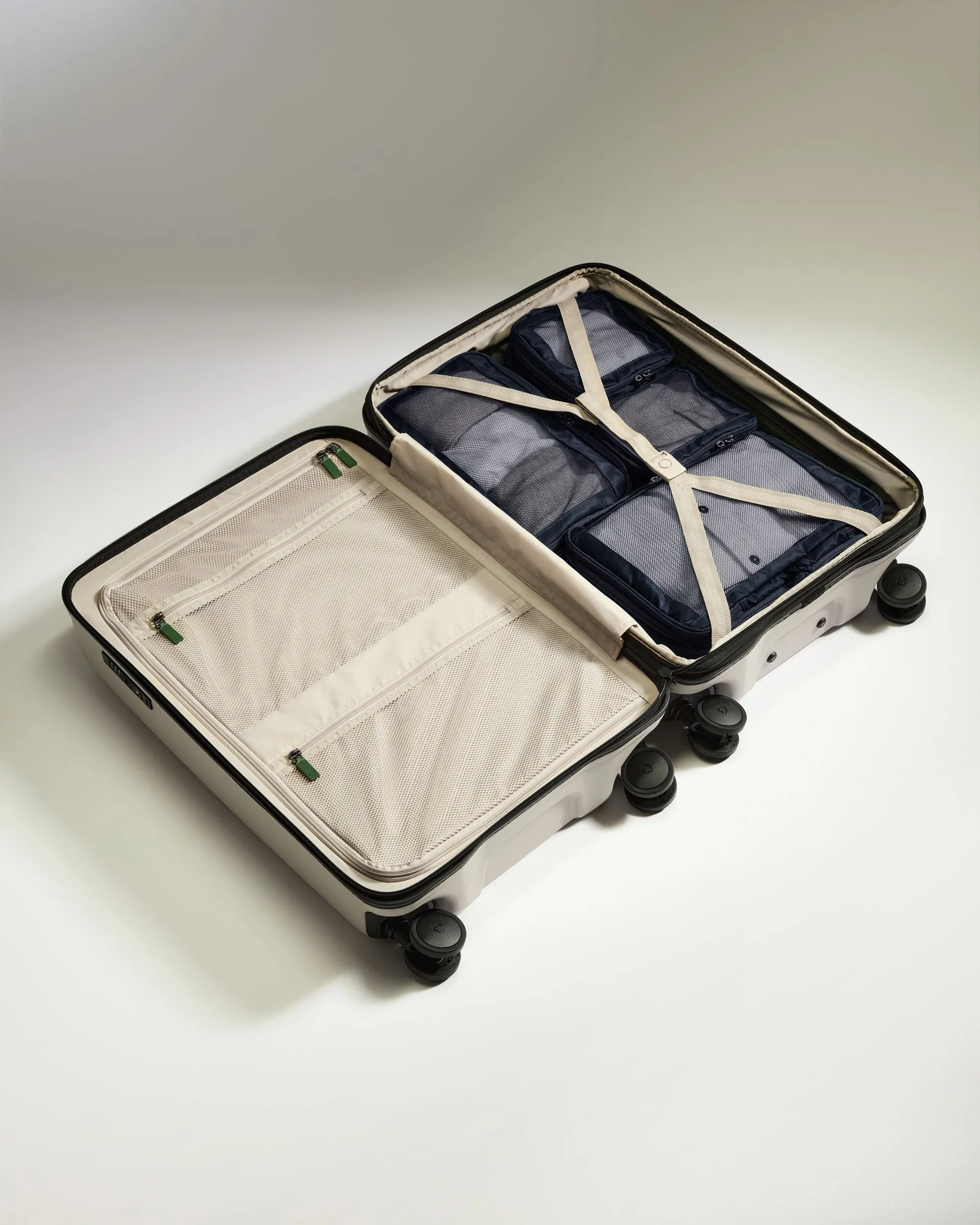 Compression Packing Cubes in Navy Blue - Set of 4 sold by Antler product image thumbnail 5