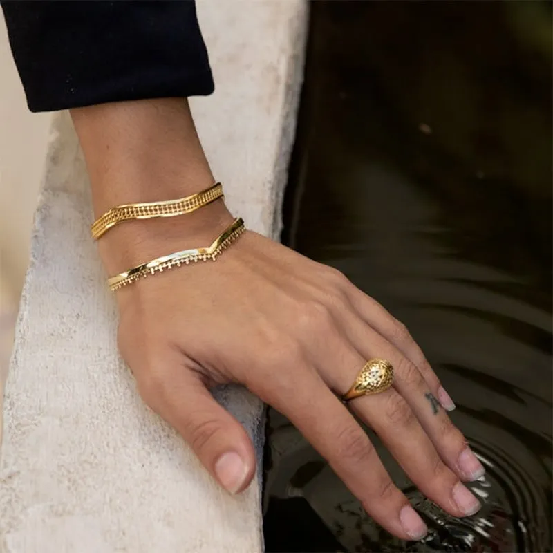 Etrusca Simple Curve Gold Bangle sold by Azuni London product image thumbnail 2