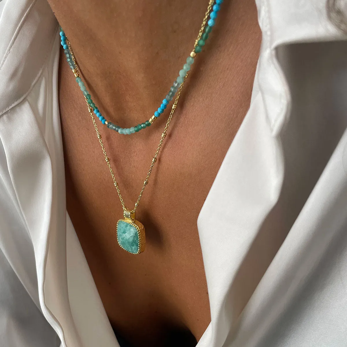 Tetra Large Square Gemstone Pendant Labradorite sold by Azuni London product image thumbnail 3