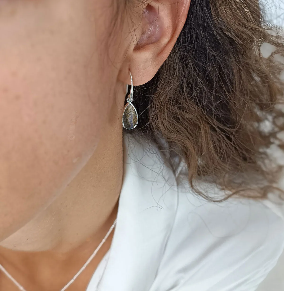 Simi Teardrop Gemstone Earrings: Silver sold by Azuni London product image thumbnail 3