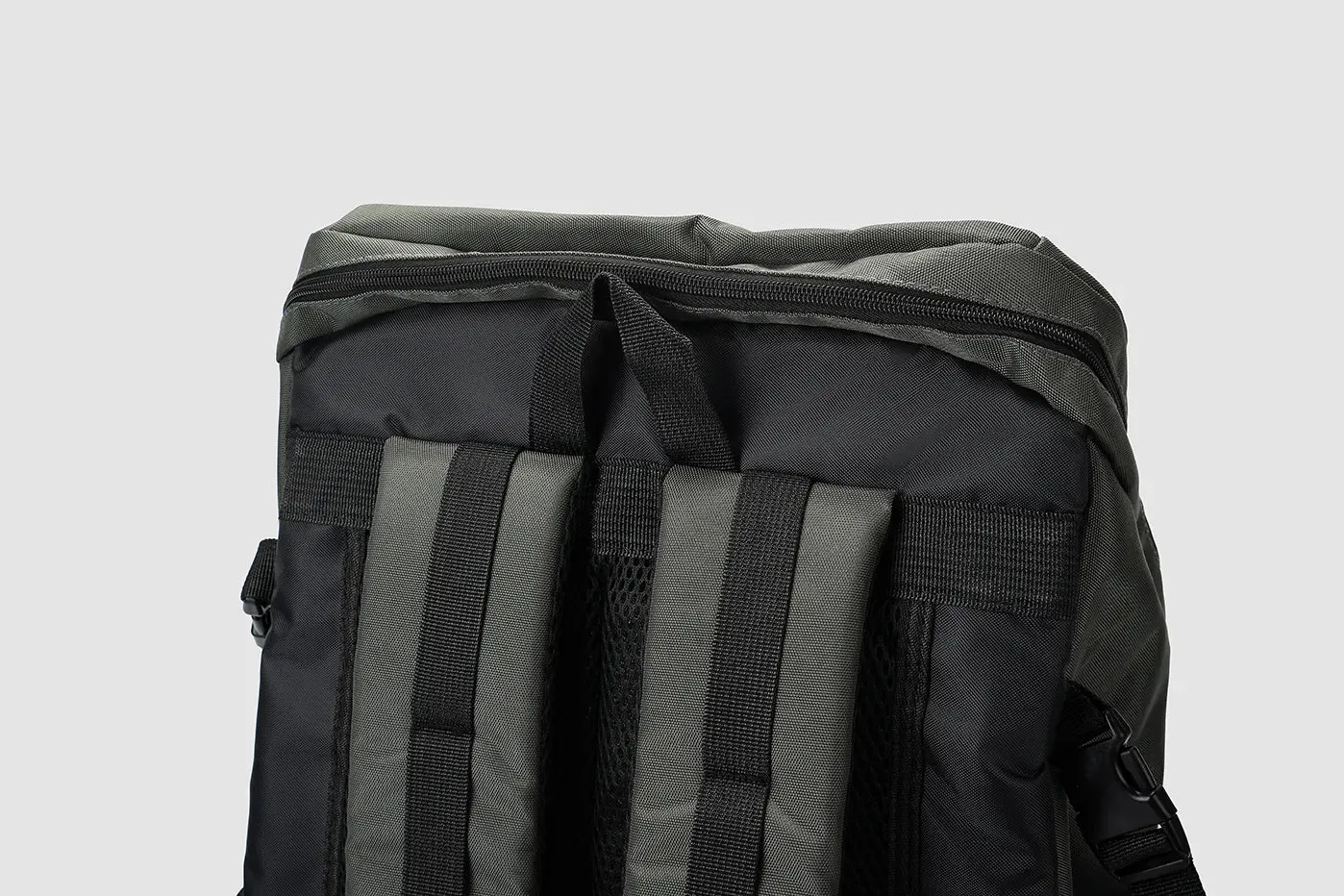 FitVille Spacious Hiking Bag sold by FitVille product image thumbnail 5