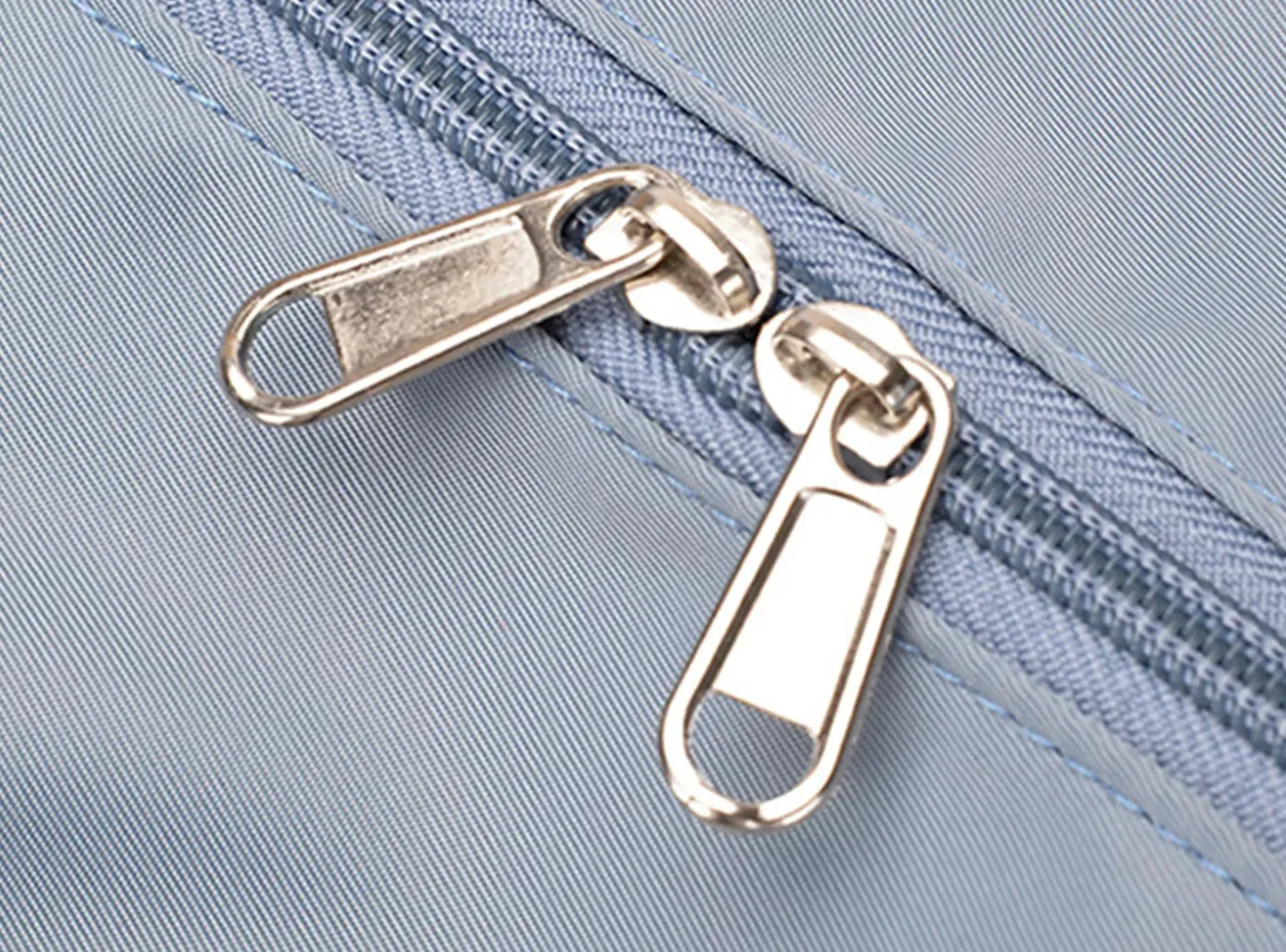 FitVille Spacious Travel Bag sold by FitVille product image thumbnail 4