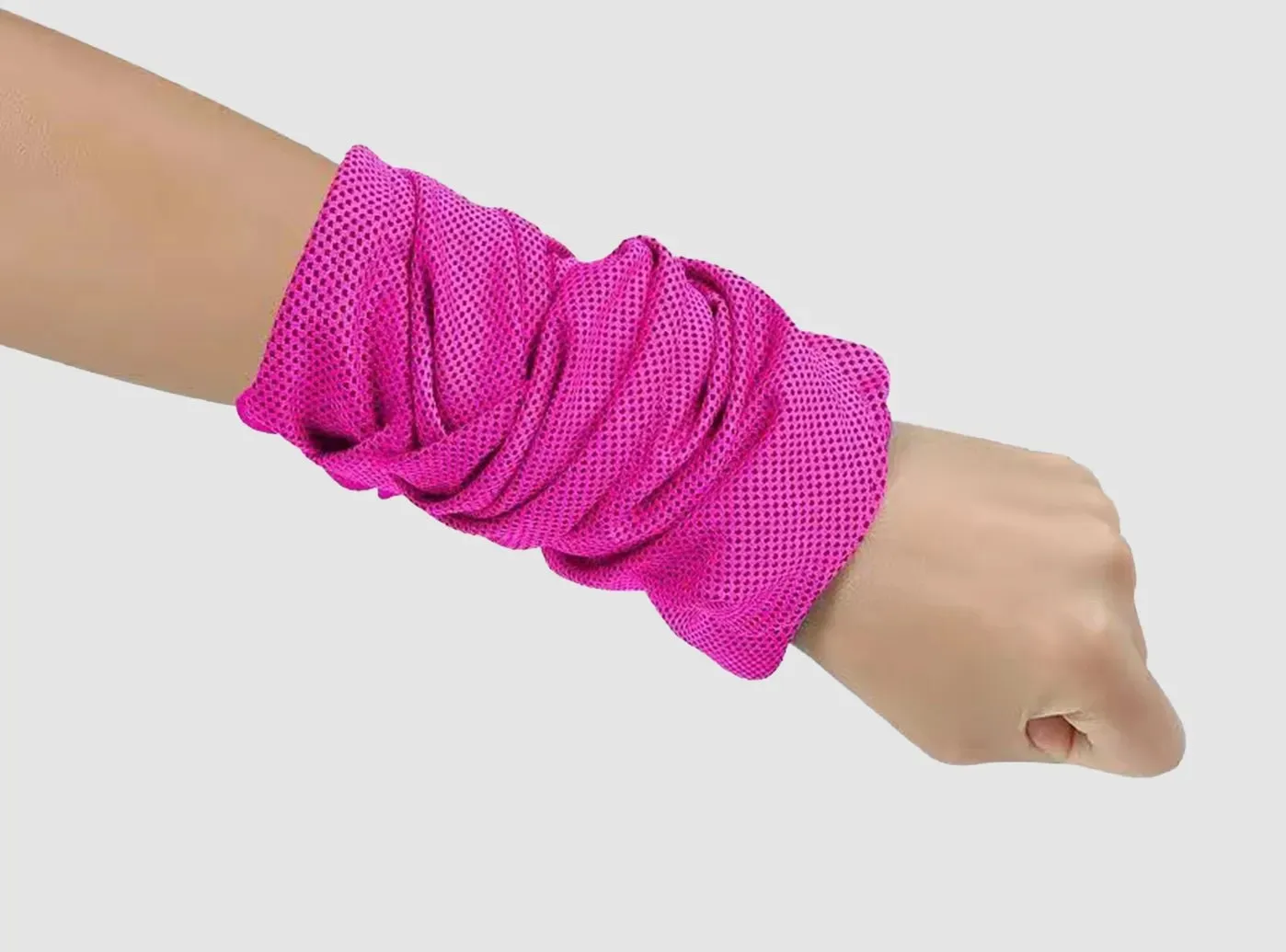 FitVille Cooling Sports Scarf & Wristband (3 per pack) sold by FitVille product image thumbnail 5