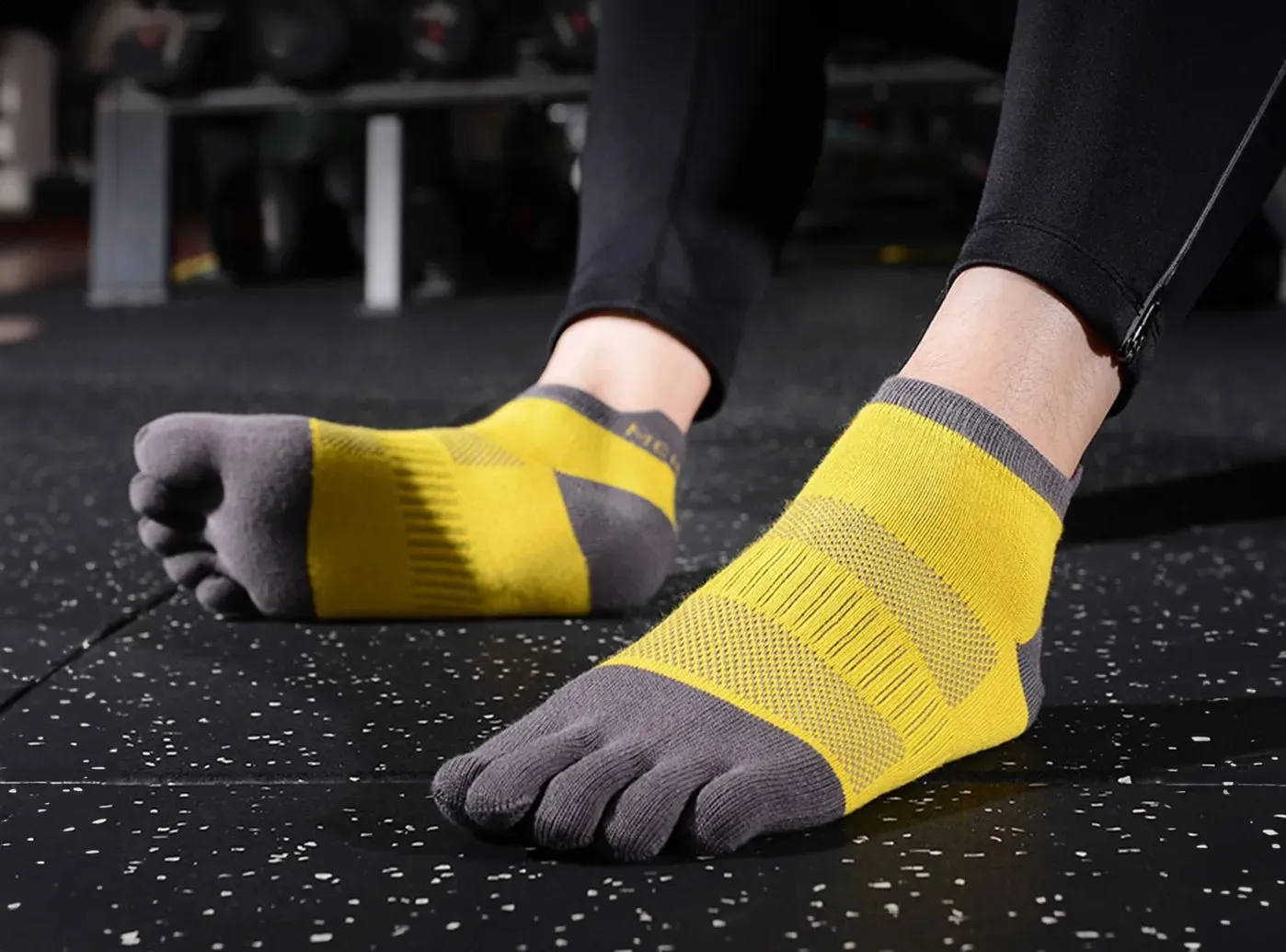 FitVille Unisex Five-Toe Anti-Odor Sweat-Absorbing Socks 2-Pair Bundle sold by FitVille product image thumbnail 3