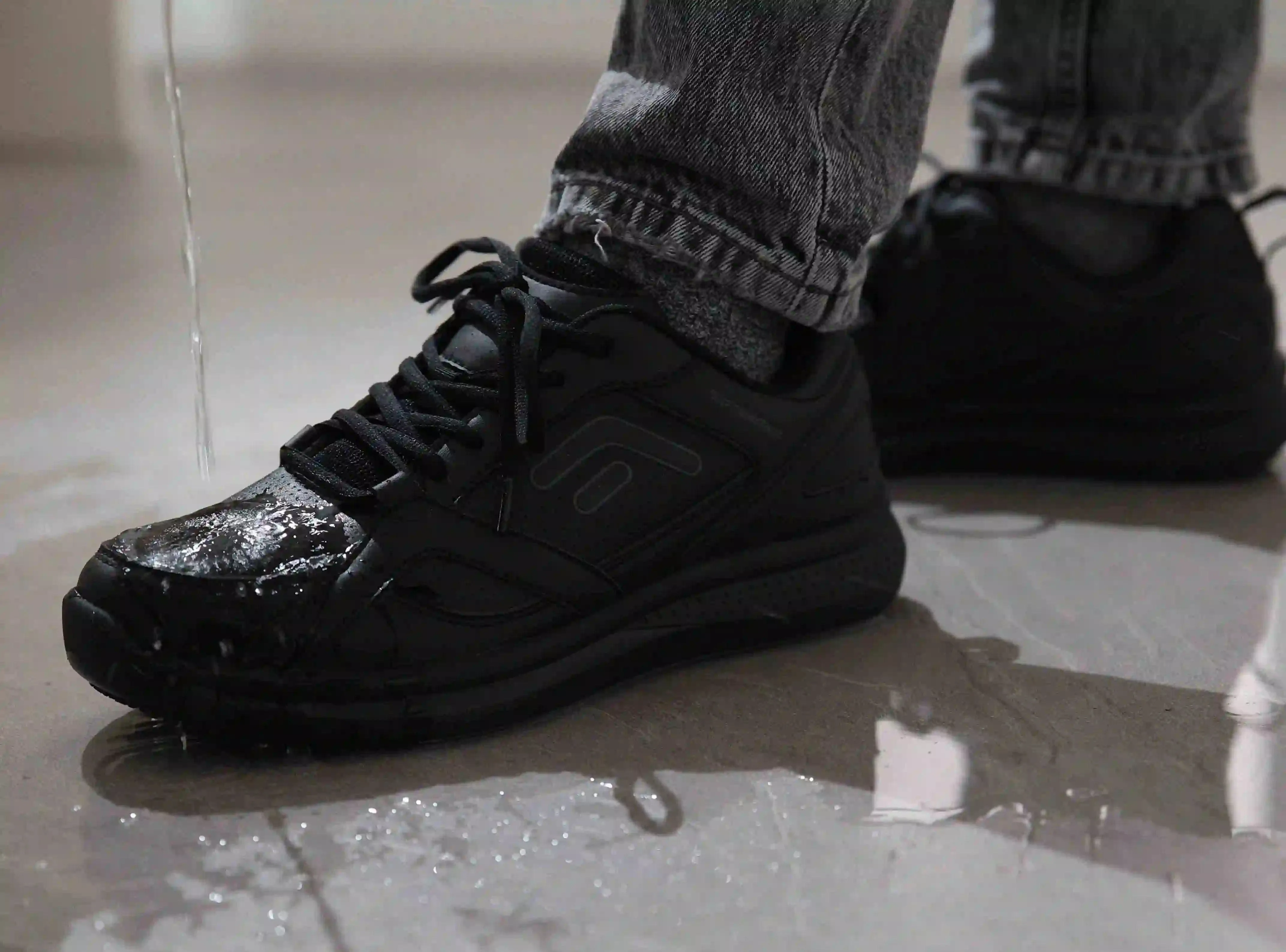 FitVille Women's TopGrip SR Work Shoes V1 sold by FitVille product image thumbnail 2