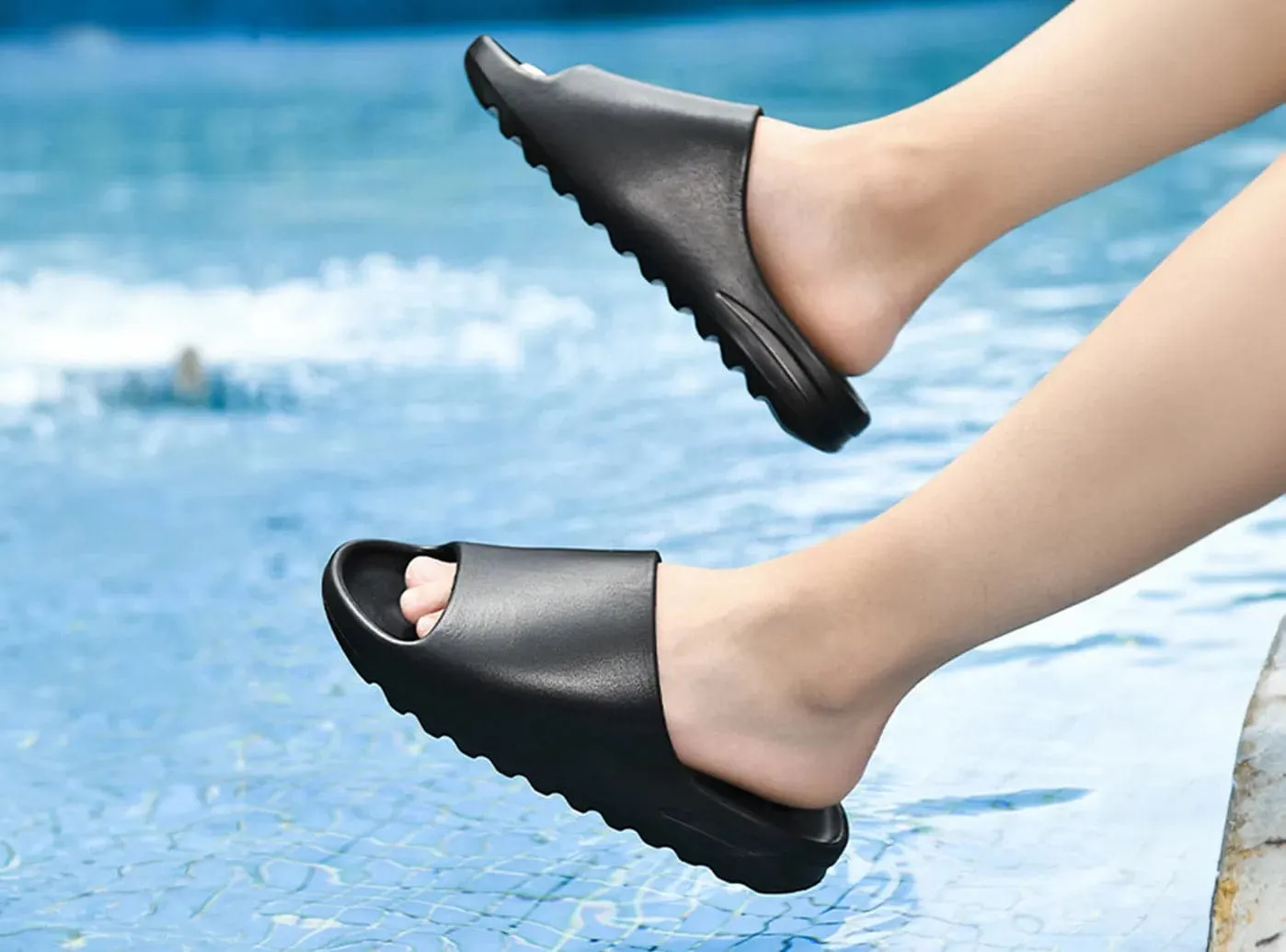 FitVille Men's FoamEase Slides V2 sold by FitVille product image thumbnail 2
