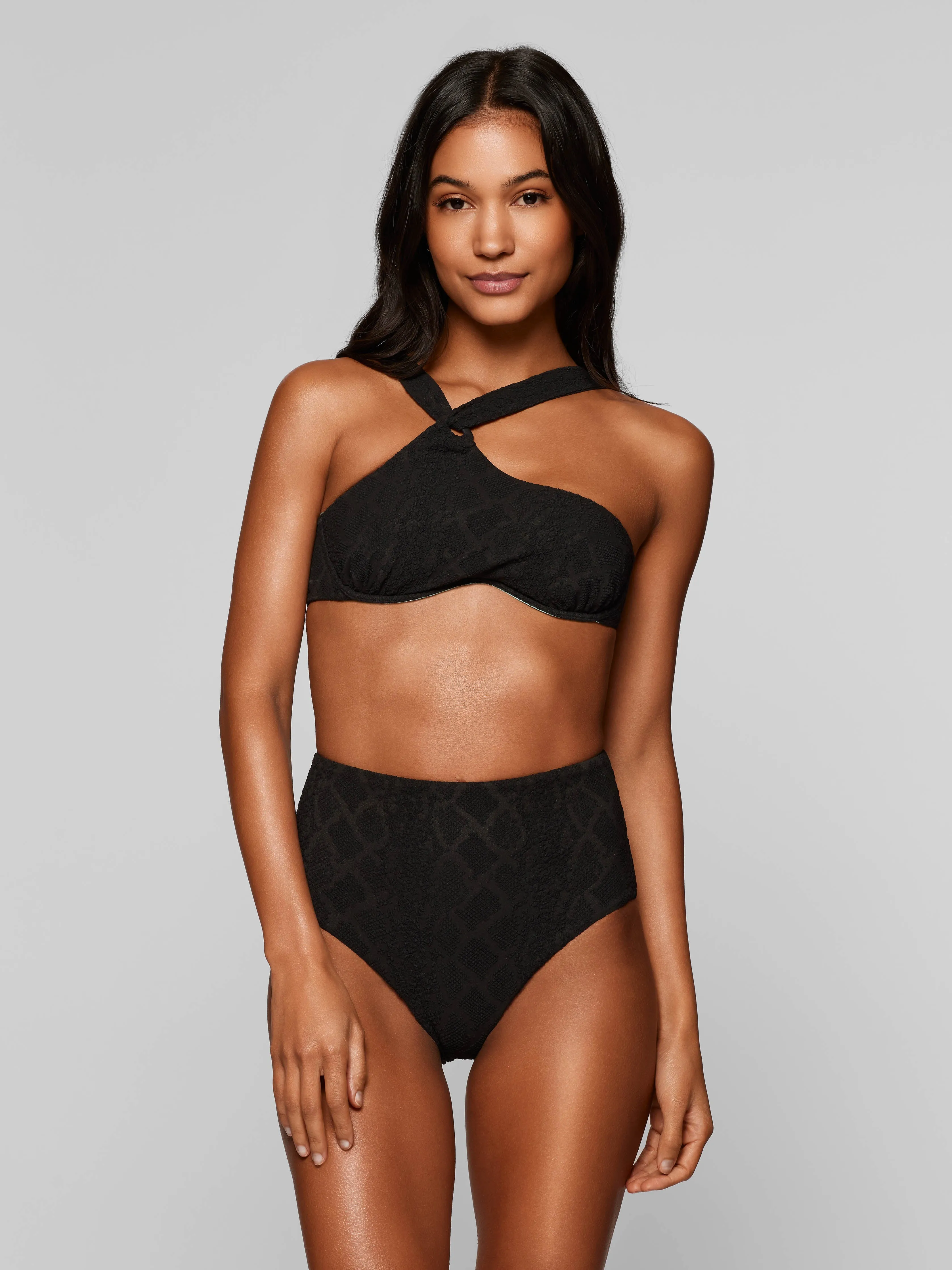 The Matira Bikini Top - Black sold by Baiah product image thumbnail 2