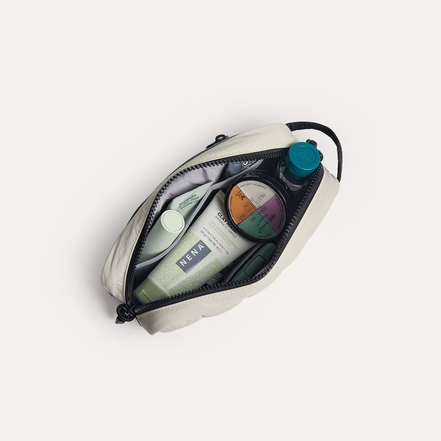 Walker 2L Waterproof Dopp Kit sold by Bagsmart product image thumbnail 2