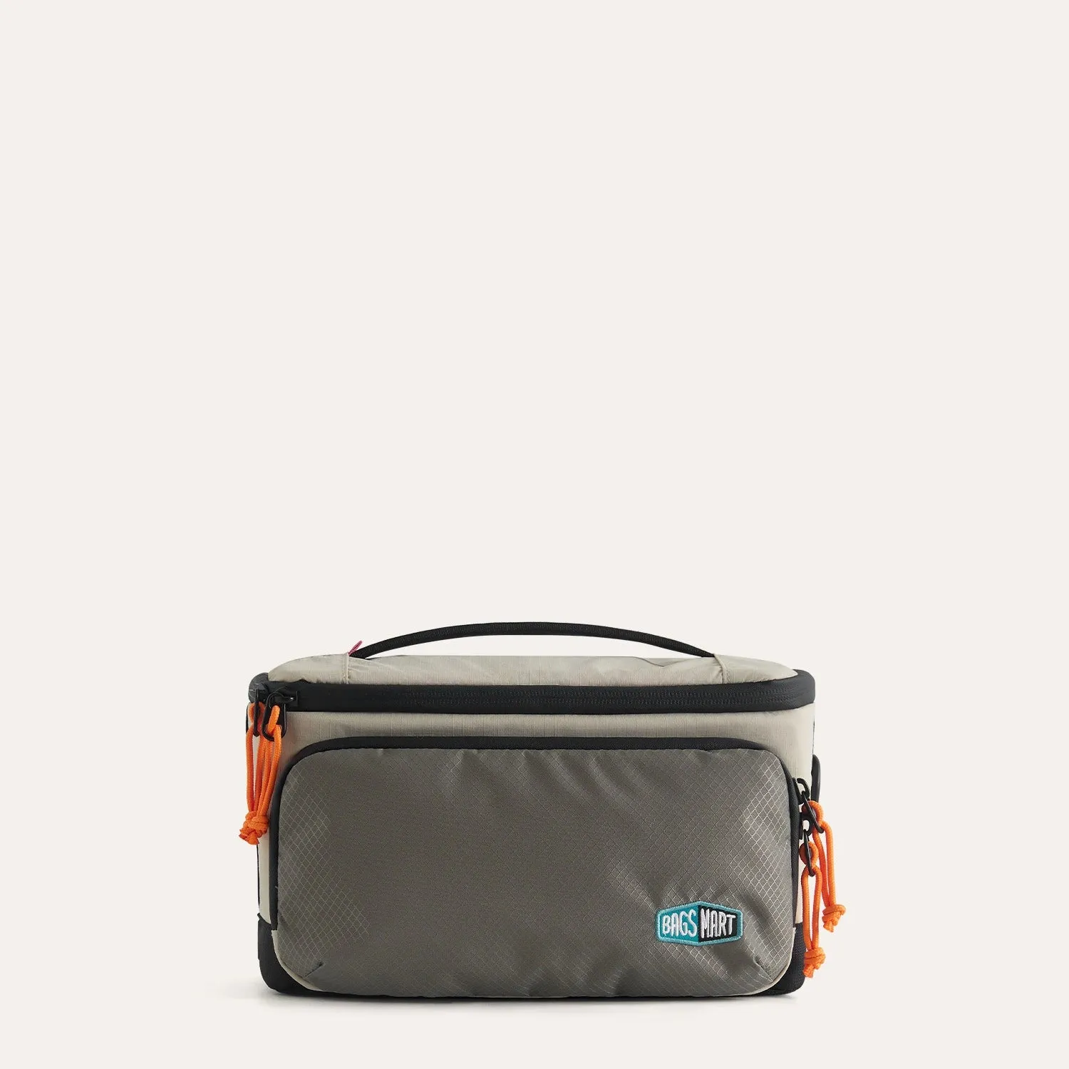 Blast 4.5L Hanging Toiletry Bag sold by Bagsmart