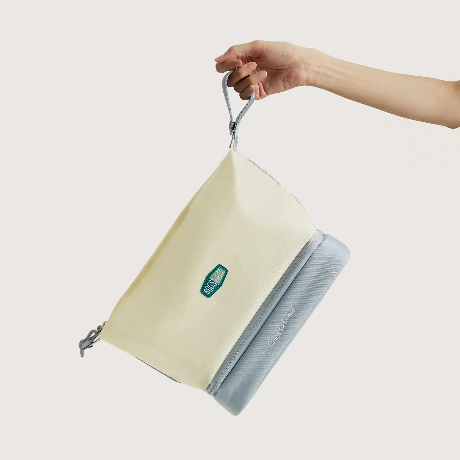 Coast Toiletry Bag sold by Bagsmart product image thumbnail 3