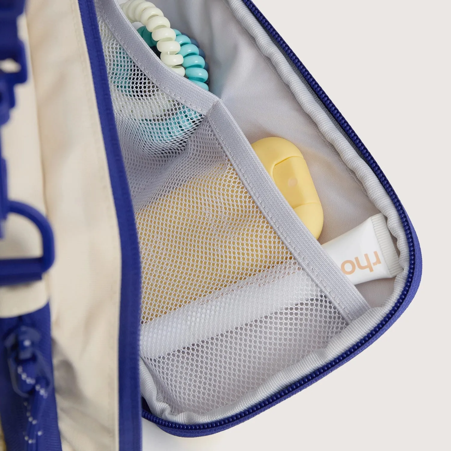 Coast Sling Bag sold by Bagsmart product image thumbnail 2