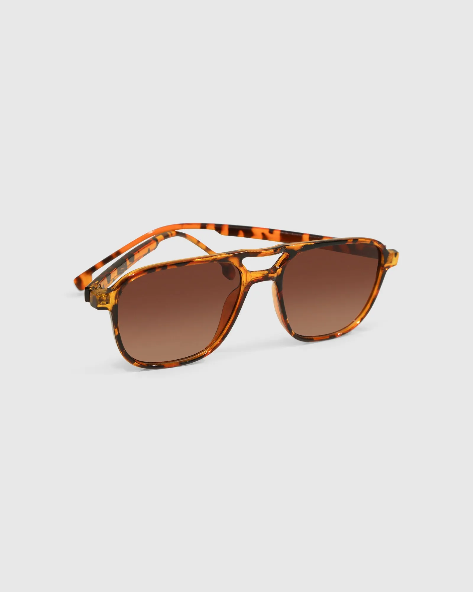 Oceanside Sunnies - Blonde Tort sold by Belle & Bloom product image thumbnail 4