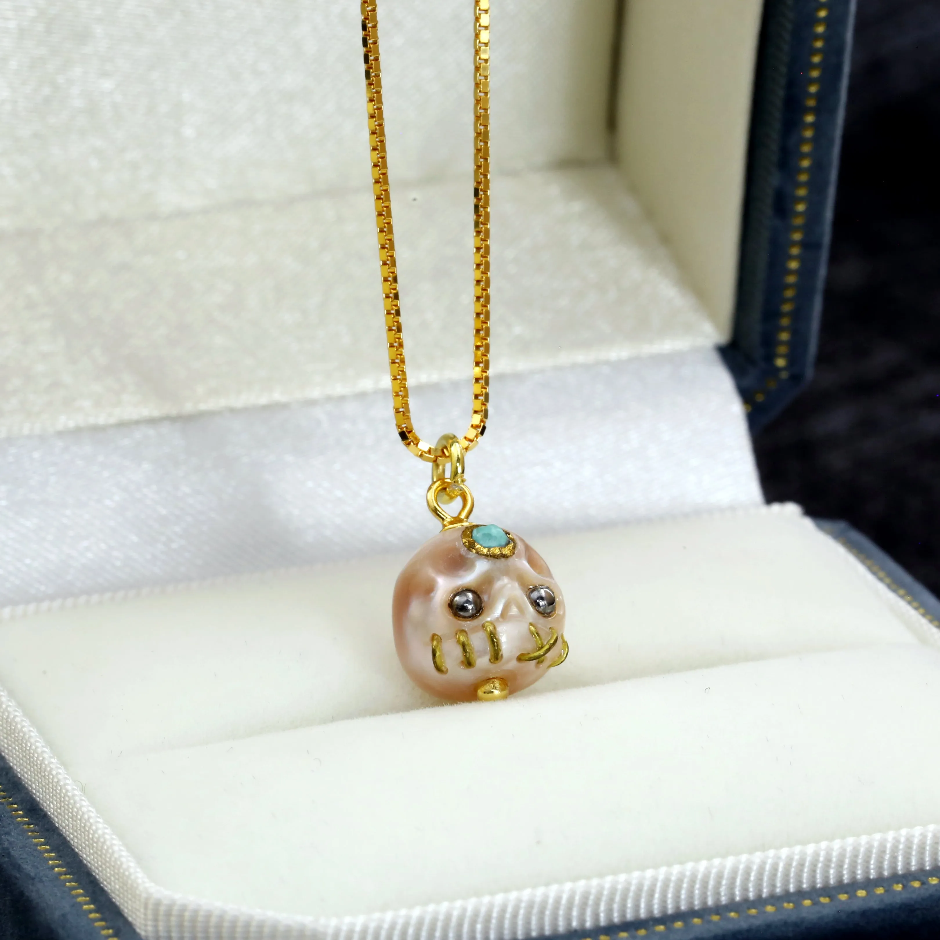 Carved Pearl Skull Śmaśana Bead Necklace With Black Eyes sold by Belle Juri product image thumbnail 4