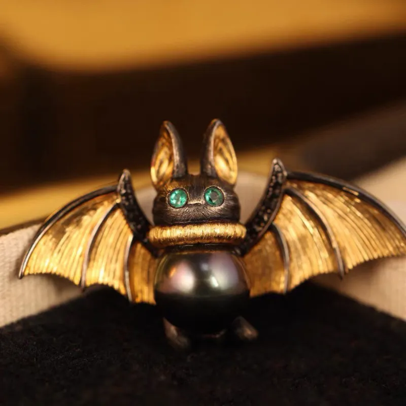 Bat Tahitian Pearl Pendant made by Belle Juri