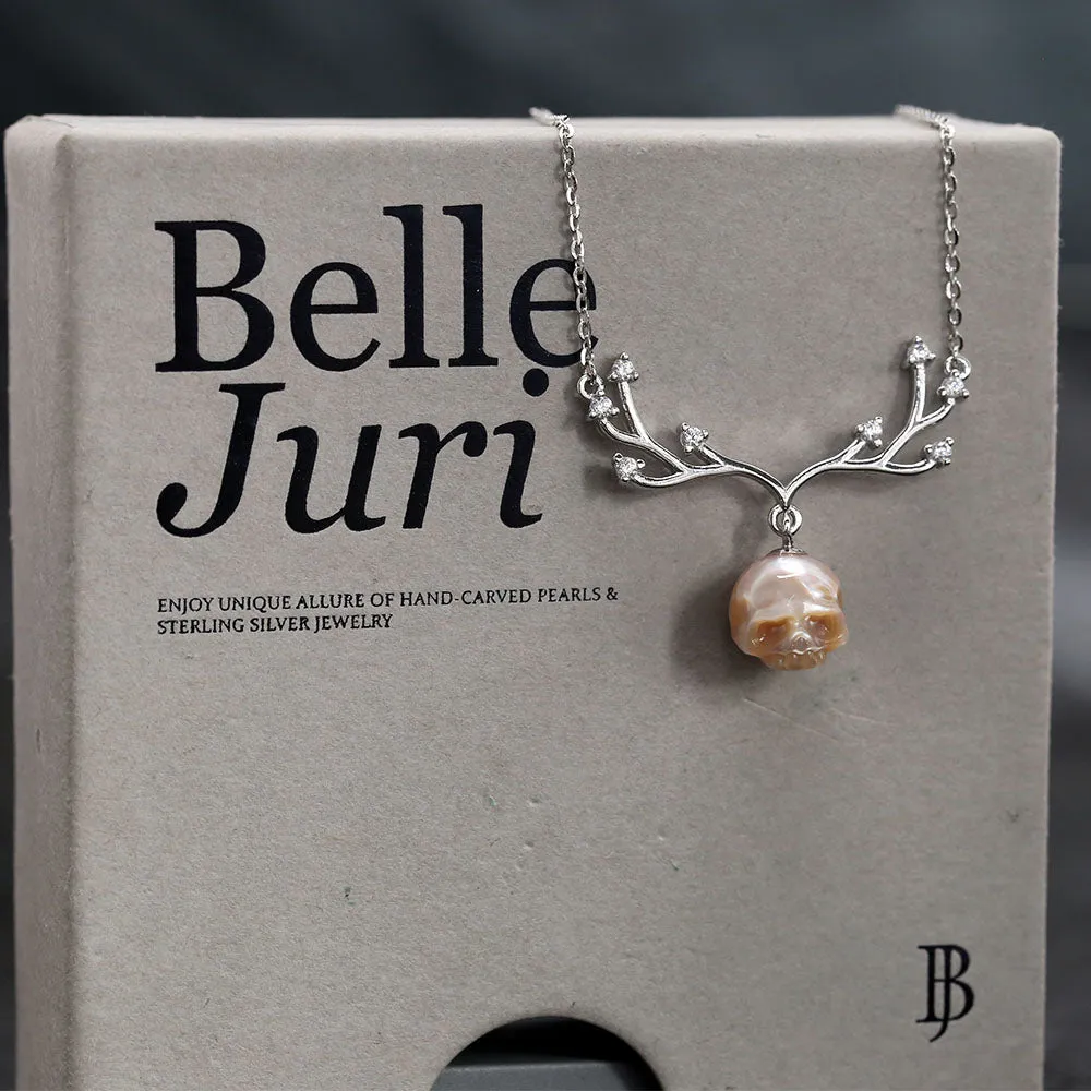 Christmas Reindeer Antler Pearl Skull Necklace sold by Belle Juri product image thumbnail 5