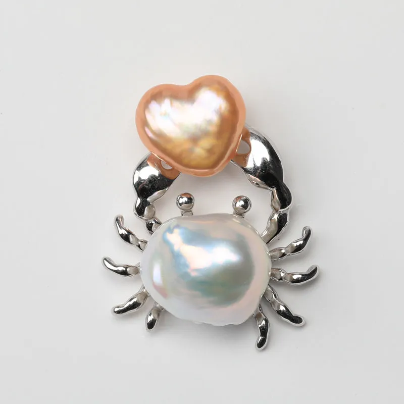 Crab Baroque Pearl Necklace sold by Belle Juri product image thumbnail 3
