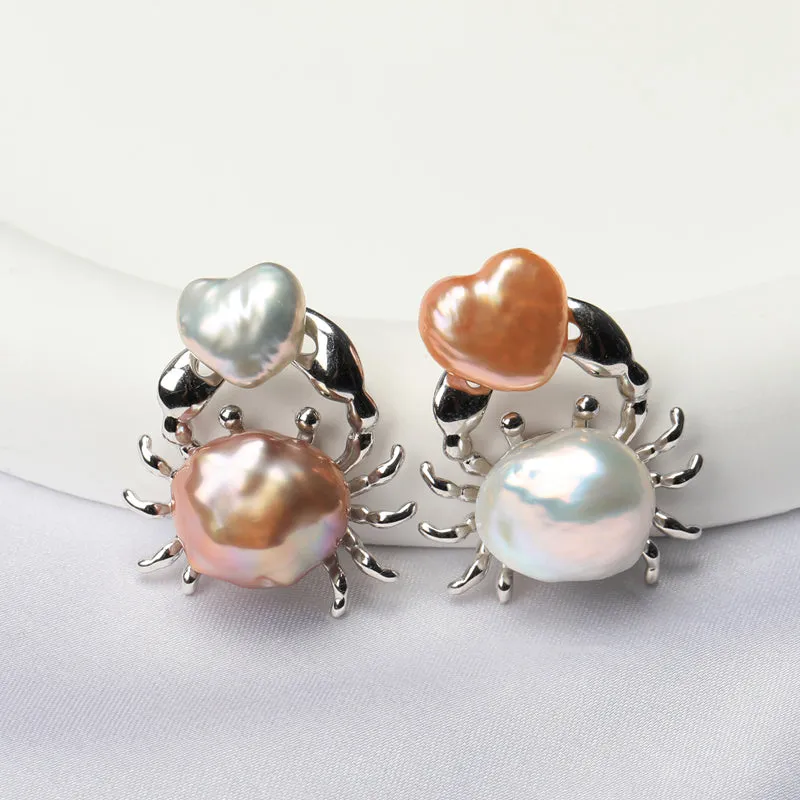 Crab Baroque Pearl Necklace sold by Belle Juri product image thumbnail 4