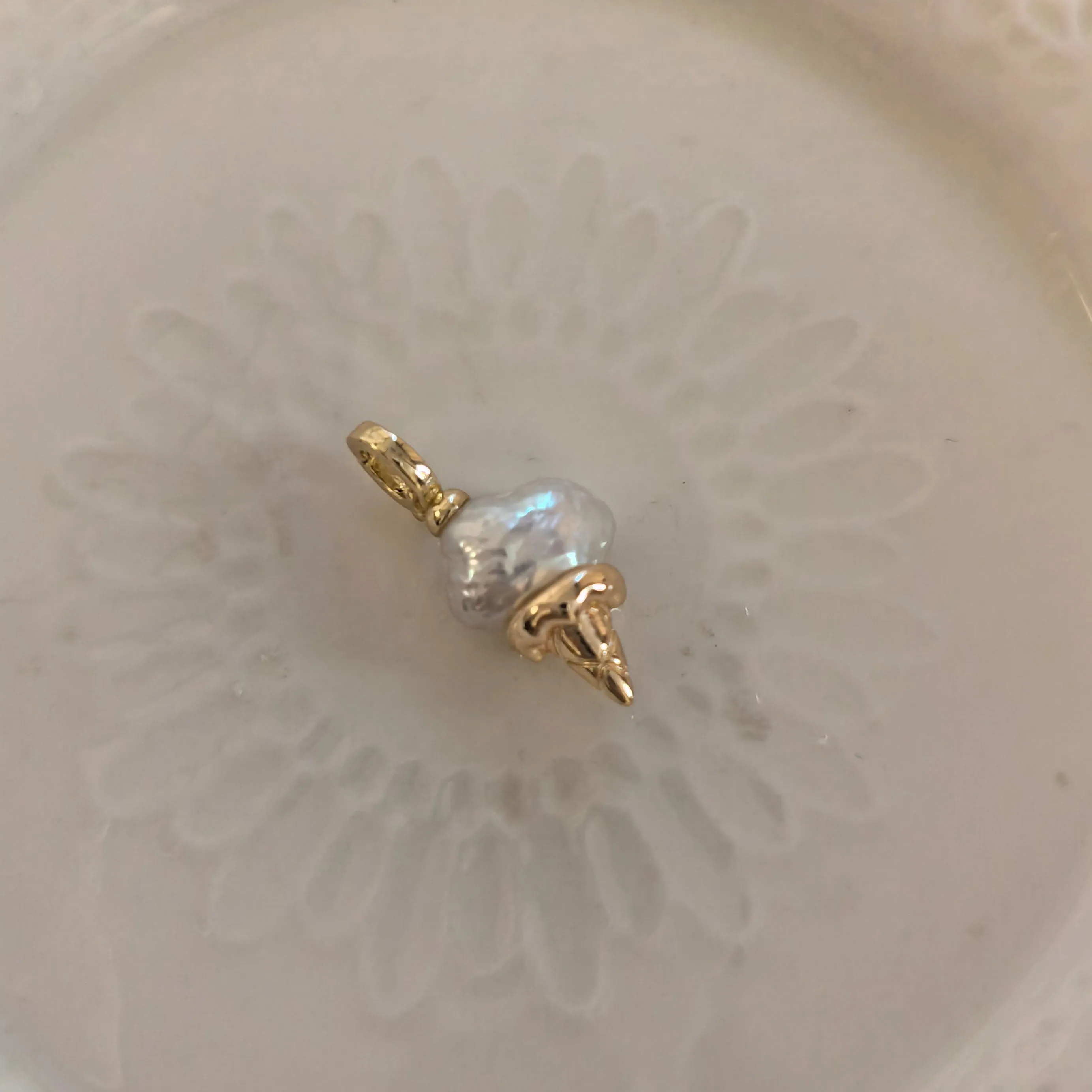 Ice Cream Baroque Pearl Stud Earrings&pendant sold by Belle Juri product image thumbnail 3