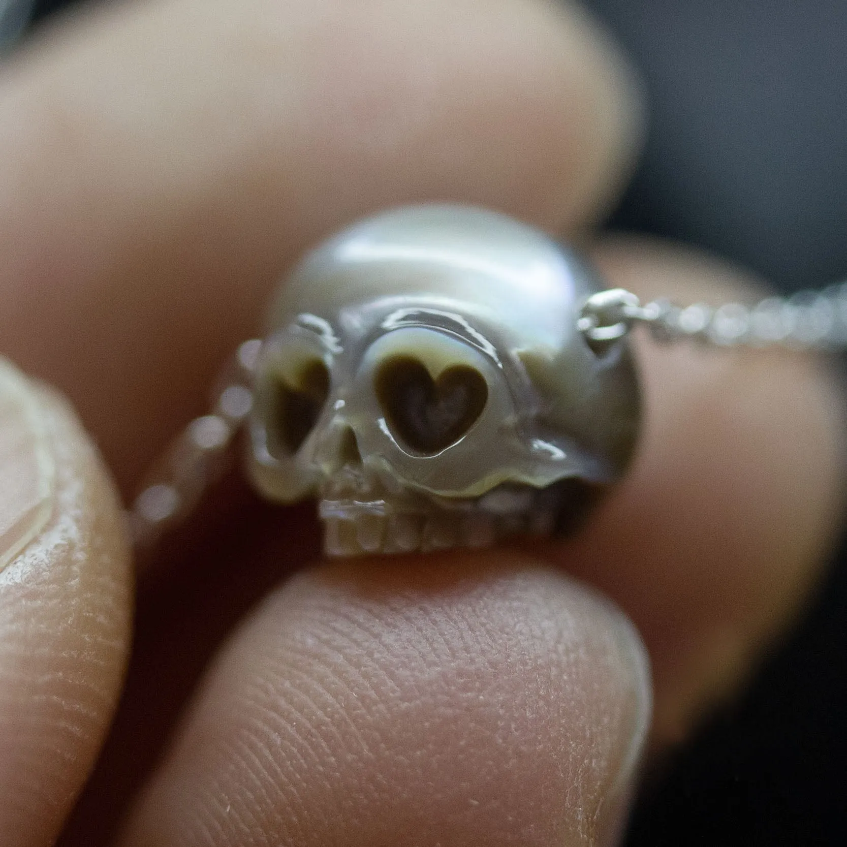 Heart Eyes Minimalist 4A Pearl Skull Necklace sold by Belle Juri product image thumbnail 2