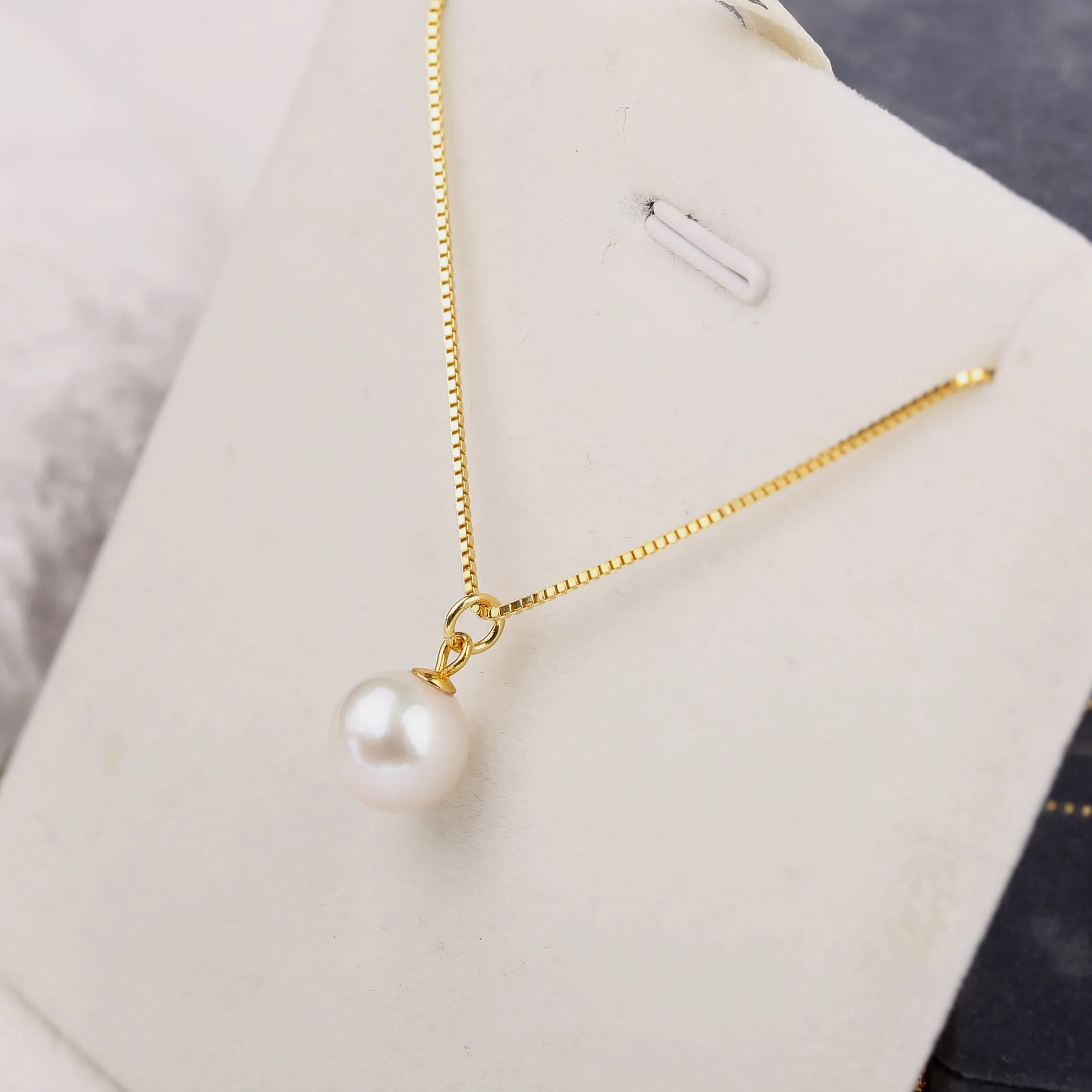 Dainty Simple Pearl Necklace sold by Belle Juri product image thumbnail 2