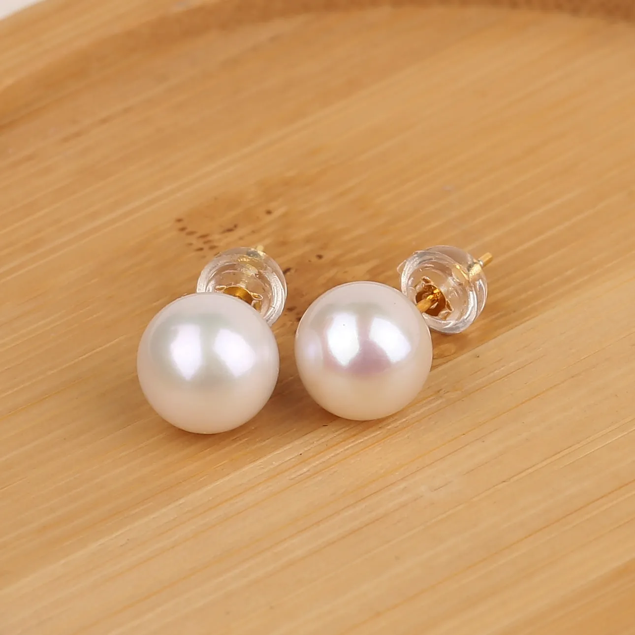 Minimalist Pearl Stud Earrings sold by Belle Juri product image thumbnail 3