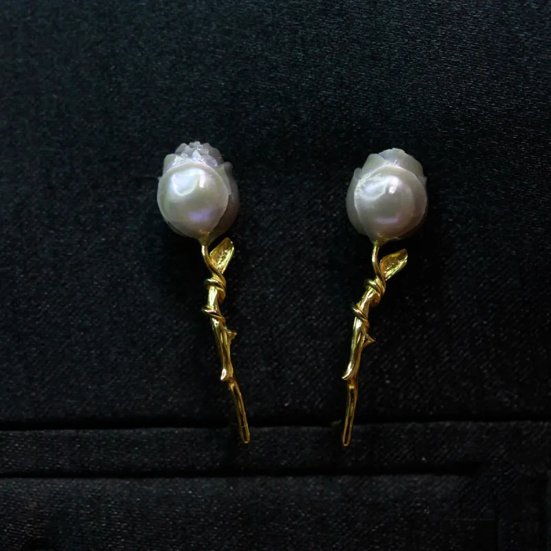 Elegant Carved Rose Grey Pearl Earrings made by Belle Juri
