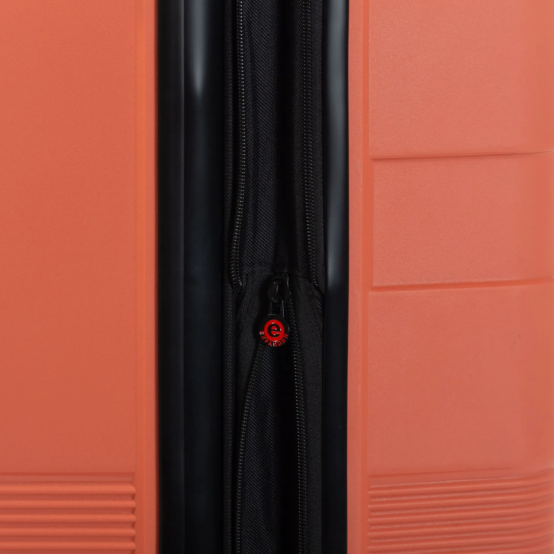 Airstream Anchorage 26in sold by Bentley Leathers product image thumbnail 3