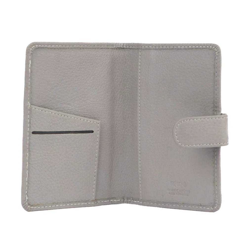 Tracker Leather Passport Holder sold by Bentley Leathers product image thumbnail 5
