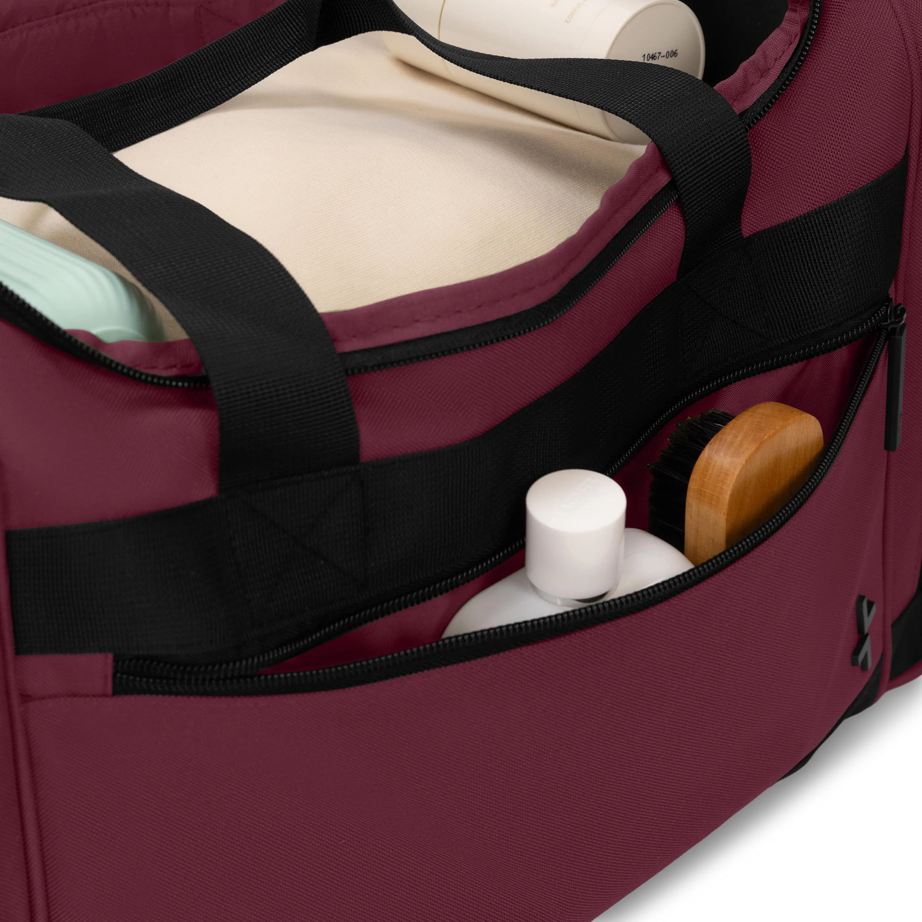 Tracker Everyday Duffle sold by Bentley Leathers product image thumbnail 5